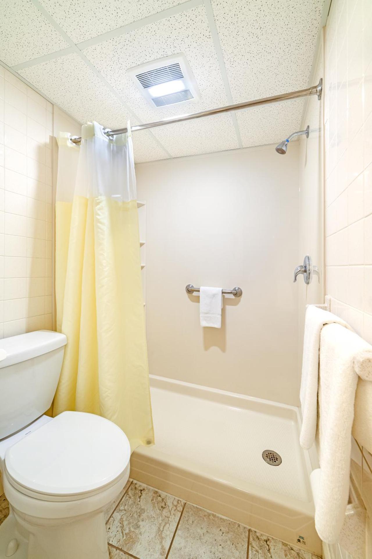 Double Room with Two Double Beds - Non-Smoking