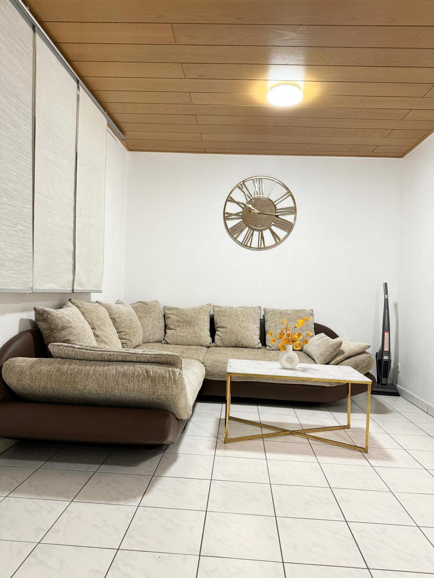 Neu renovierte Ferienwohnung mit Terrasse & schnellem WLAN im Odenwald