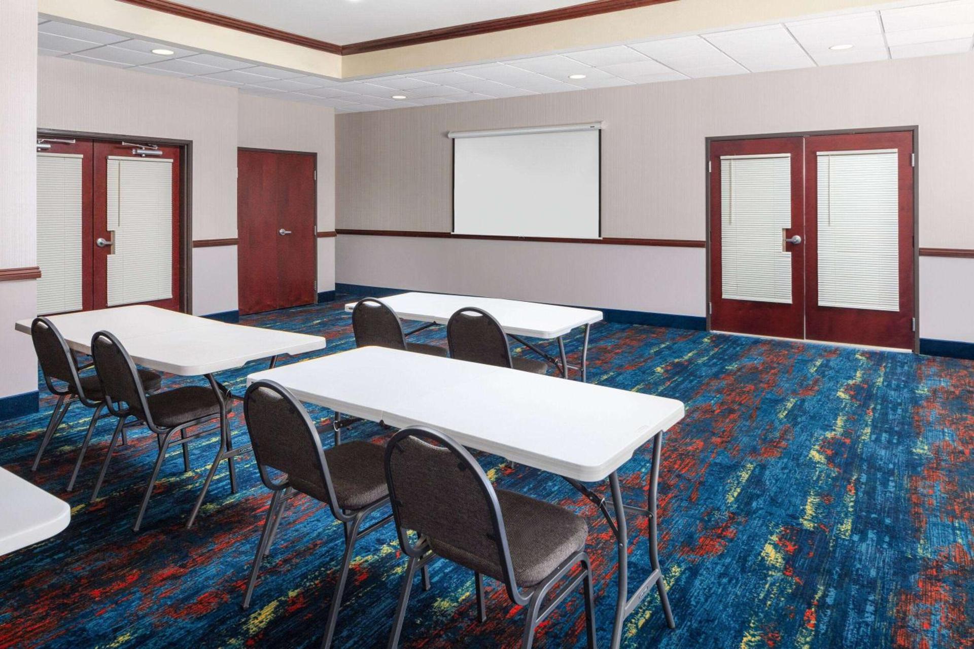 Meeting/conference room