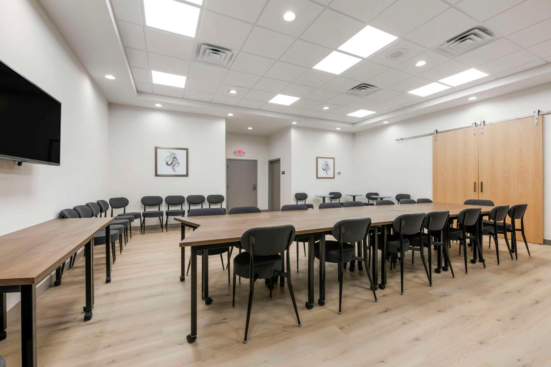 Meeting/conference room
