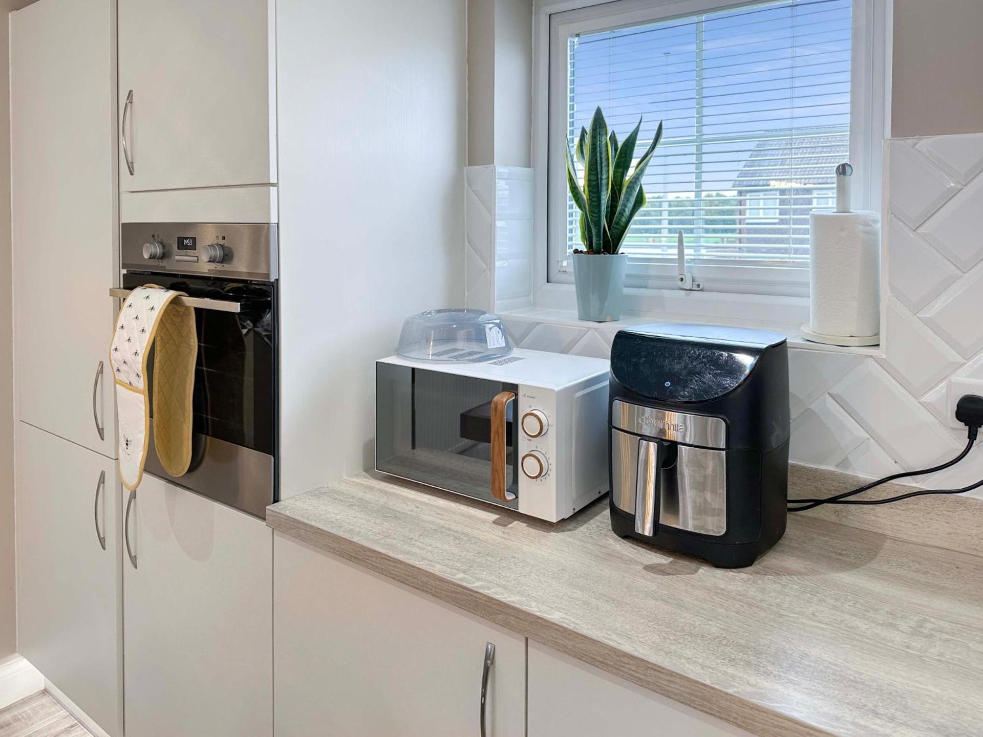 Sheffield Detached Charming 4bd Home