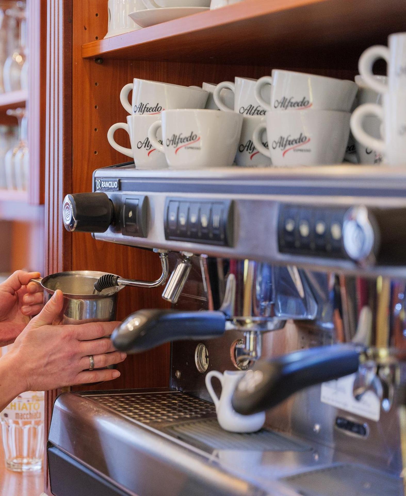 Coffee/tea facilities
