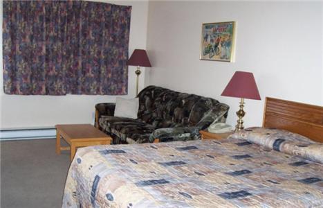 Queen Room - Smoking