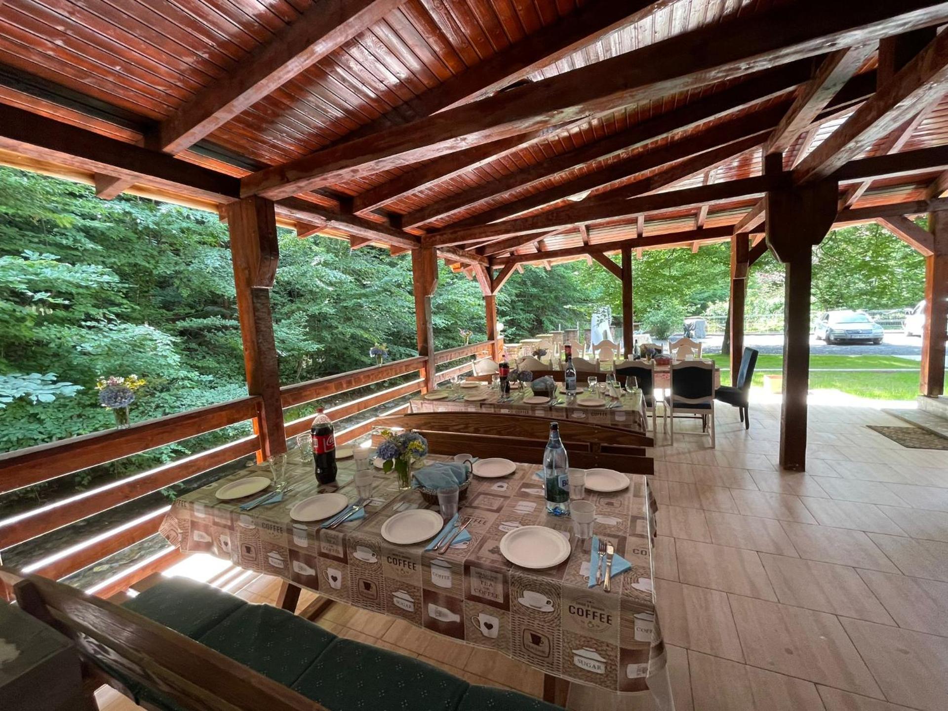 Cabana de lângă Vale