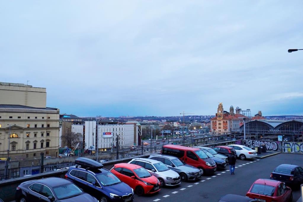 Cozy apartment with garage