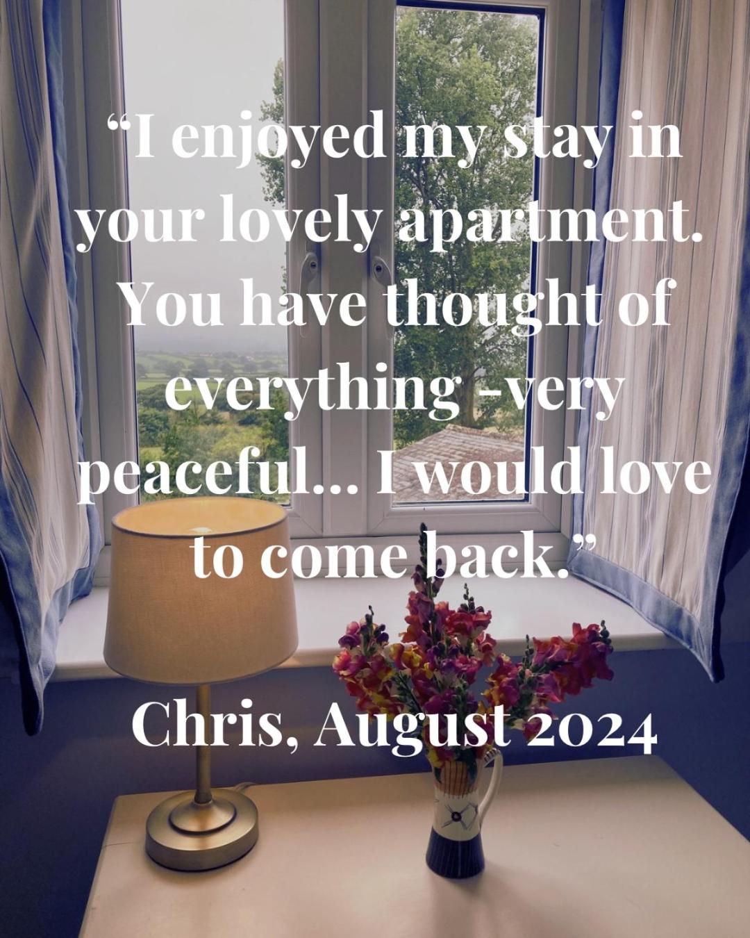 Barn Flat overlooking beautiful Dorset vale