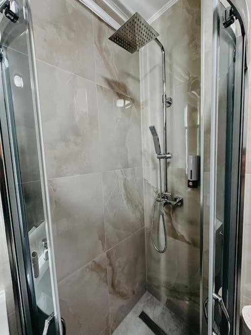 AGOLL Victoria - self checkin