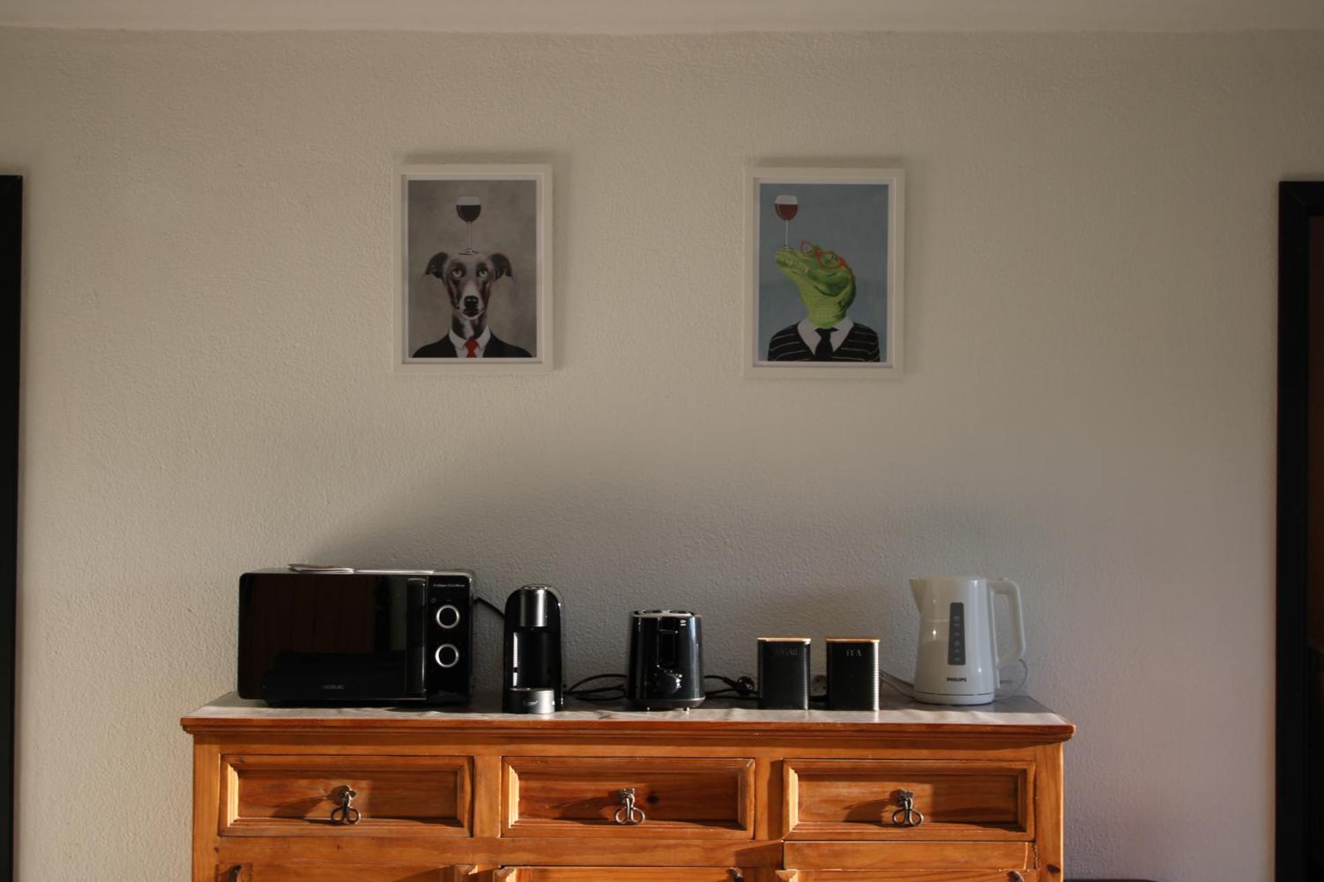 Coffee/tea facilities