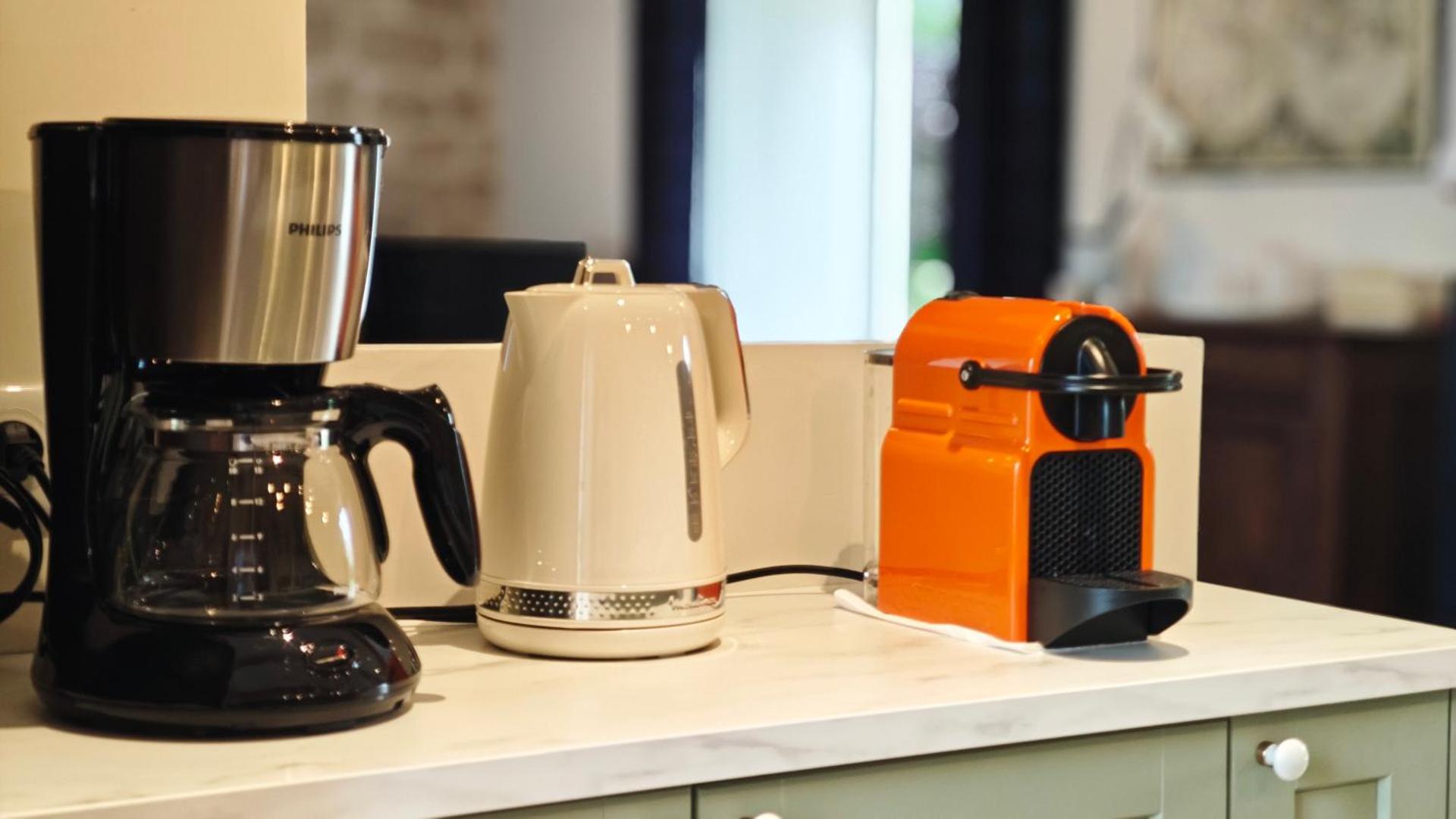 Coffee/tea facilities