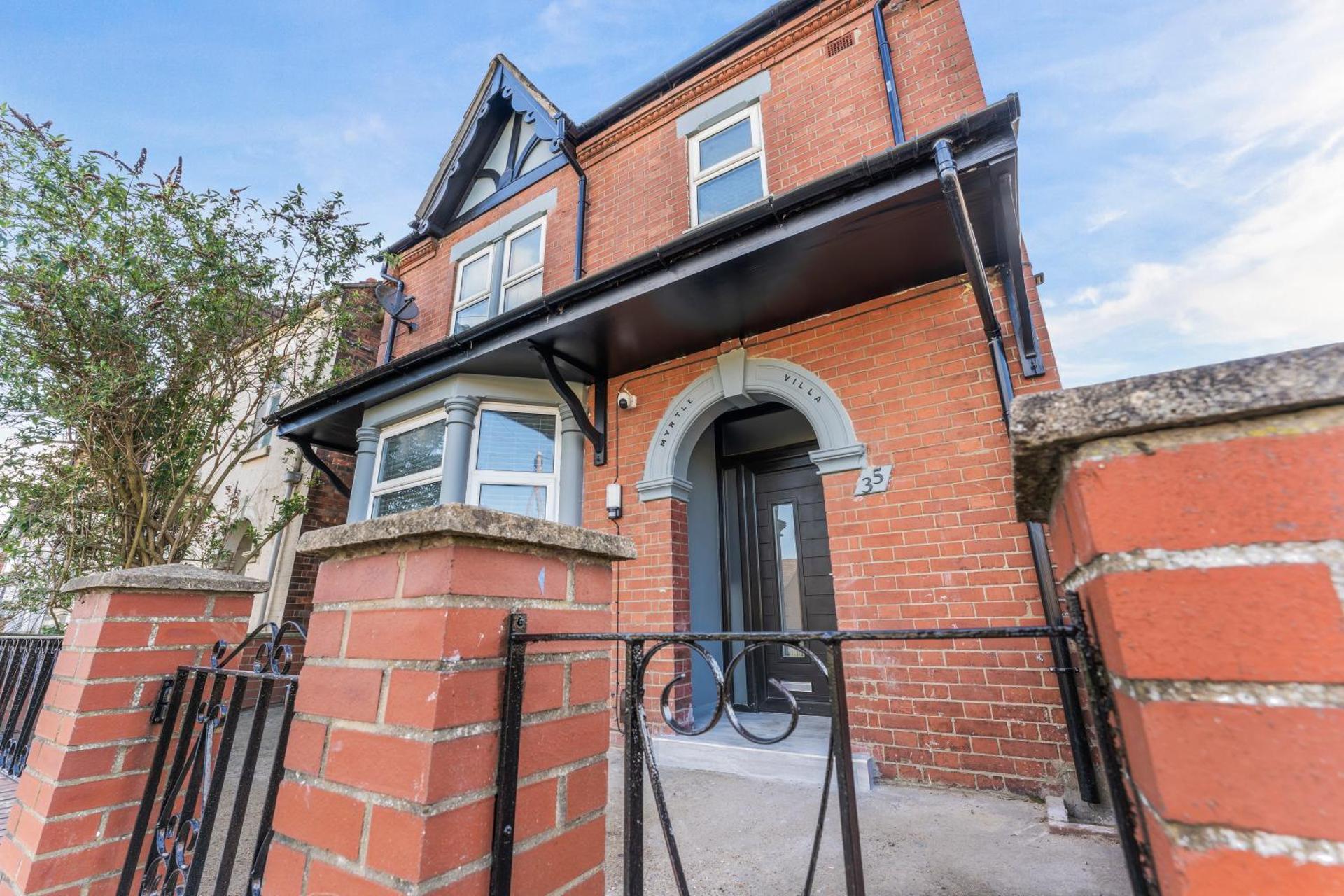 Westland House En-suite Whole