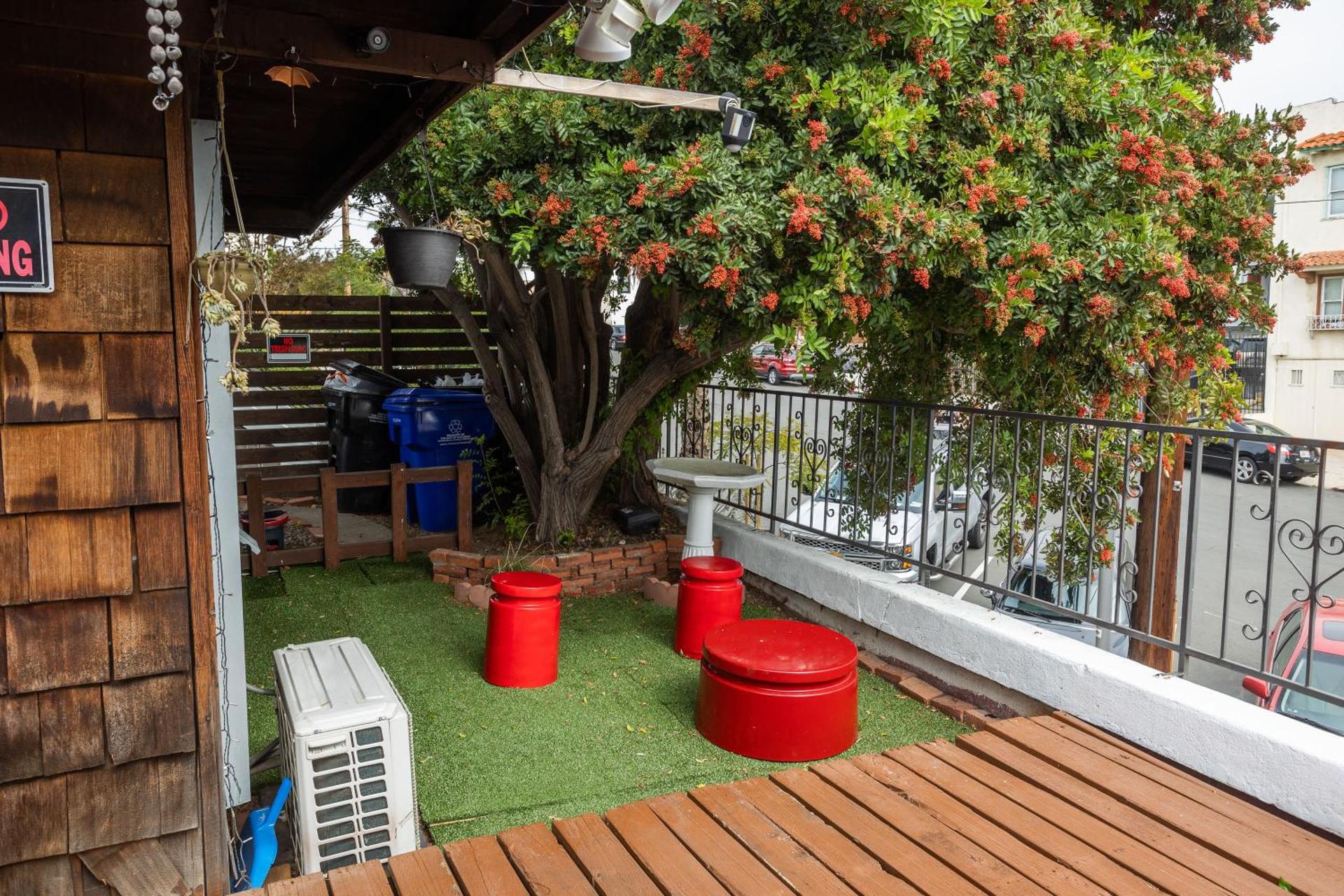 Spacious Guest Suite Amazing Location