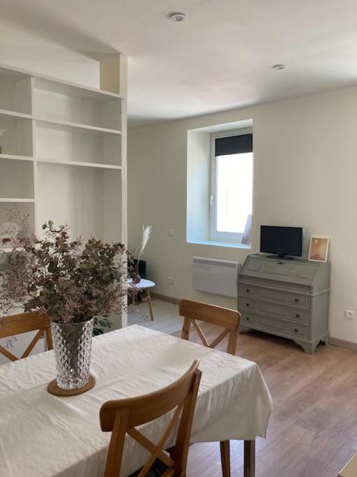 Hyper centre - Ecusson