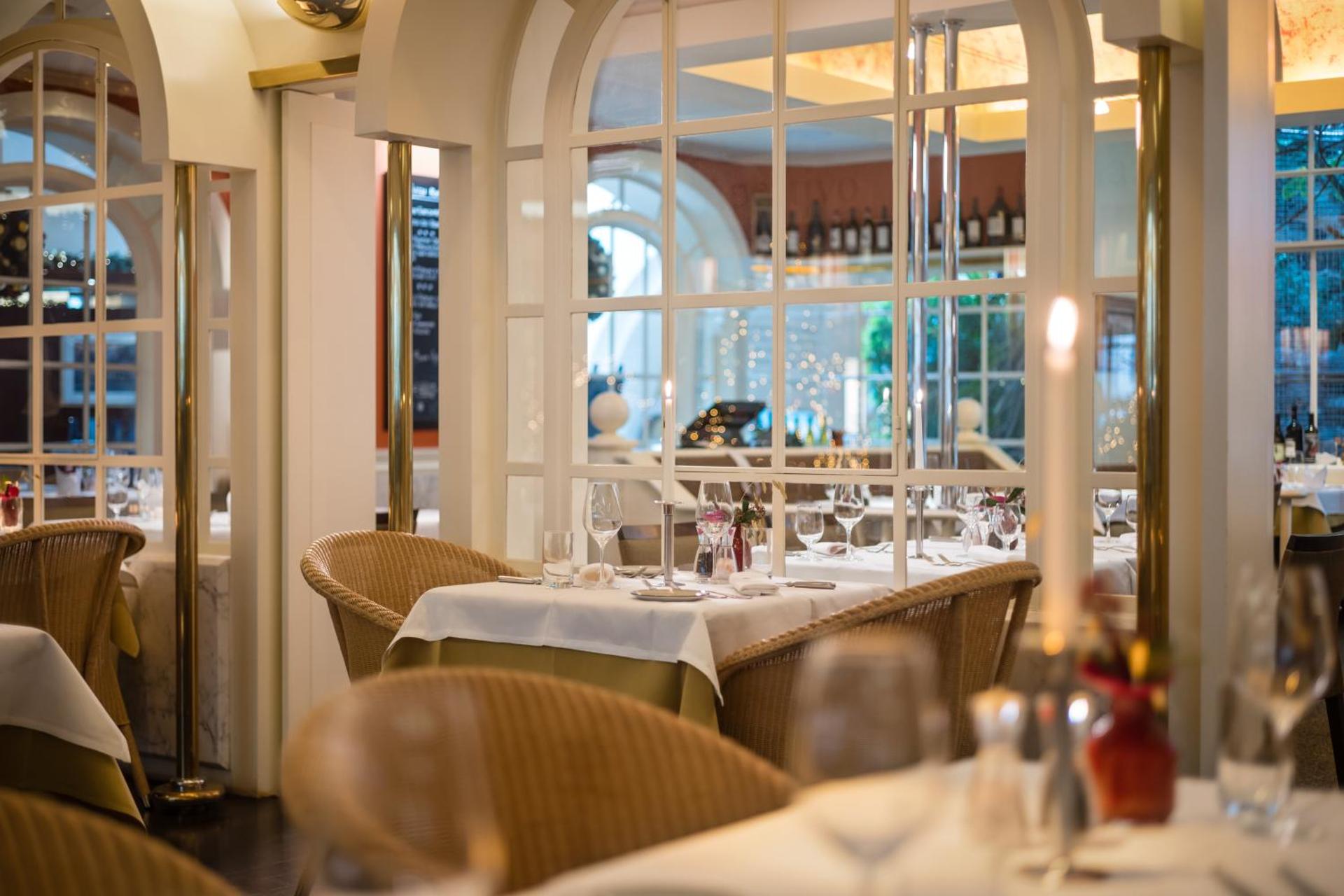 GRAND ELYSEE Hamburg