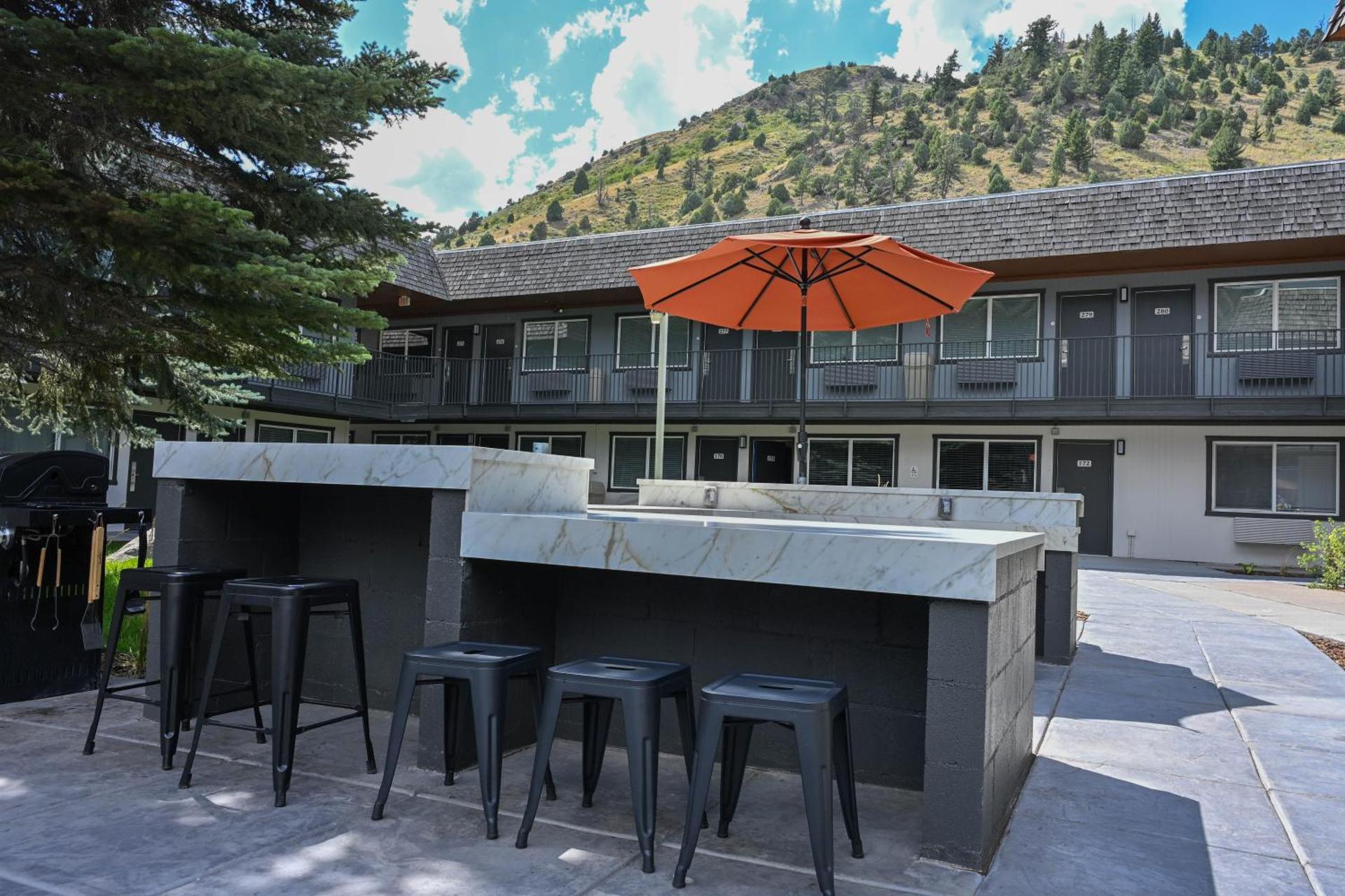 Inner courtyard view