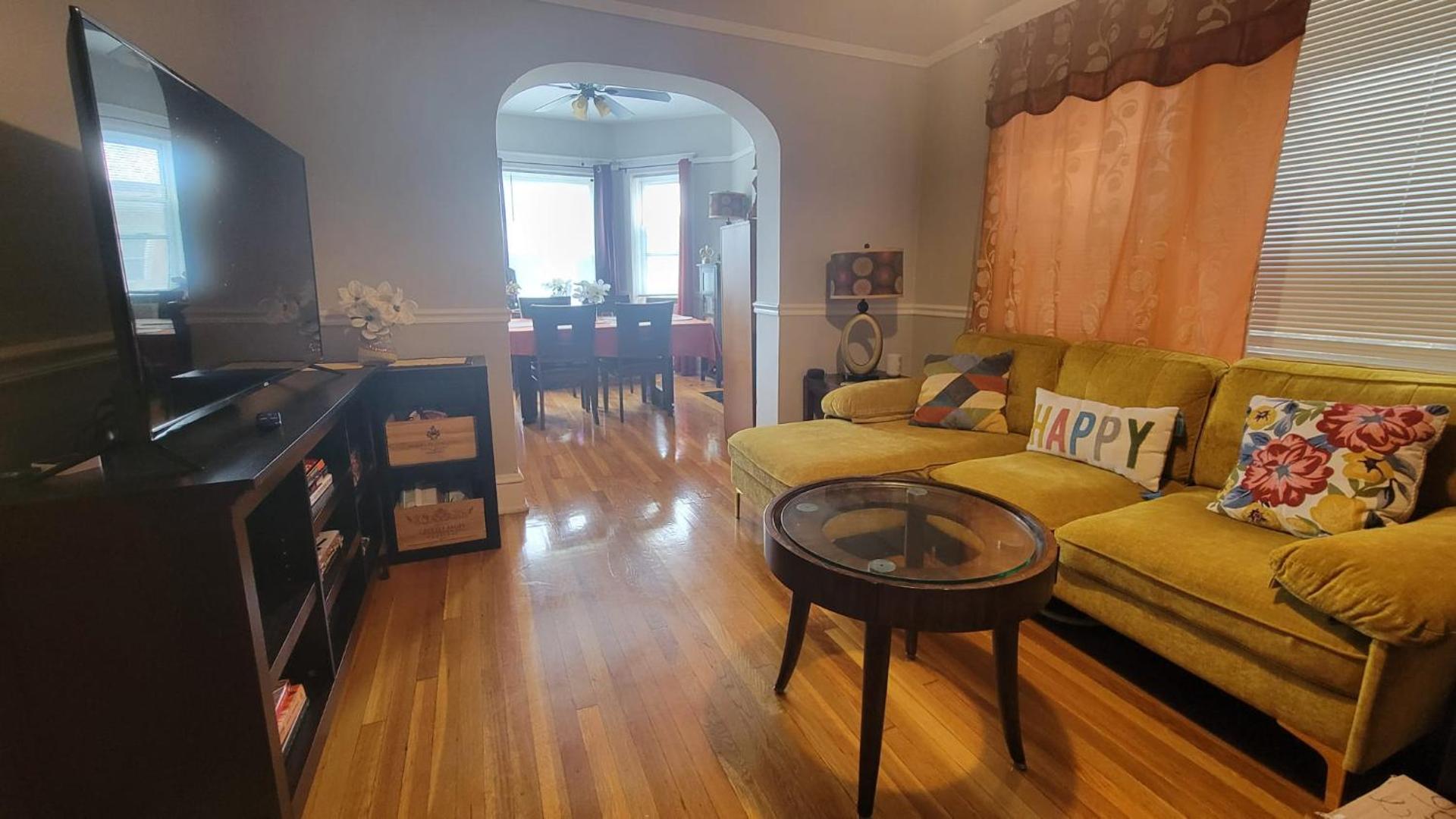 Communal lounge/ TV room