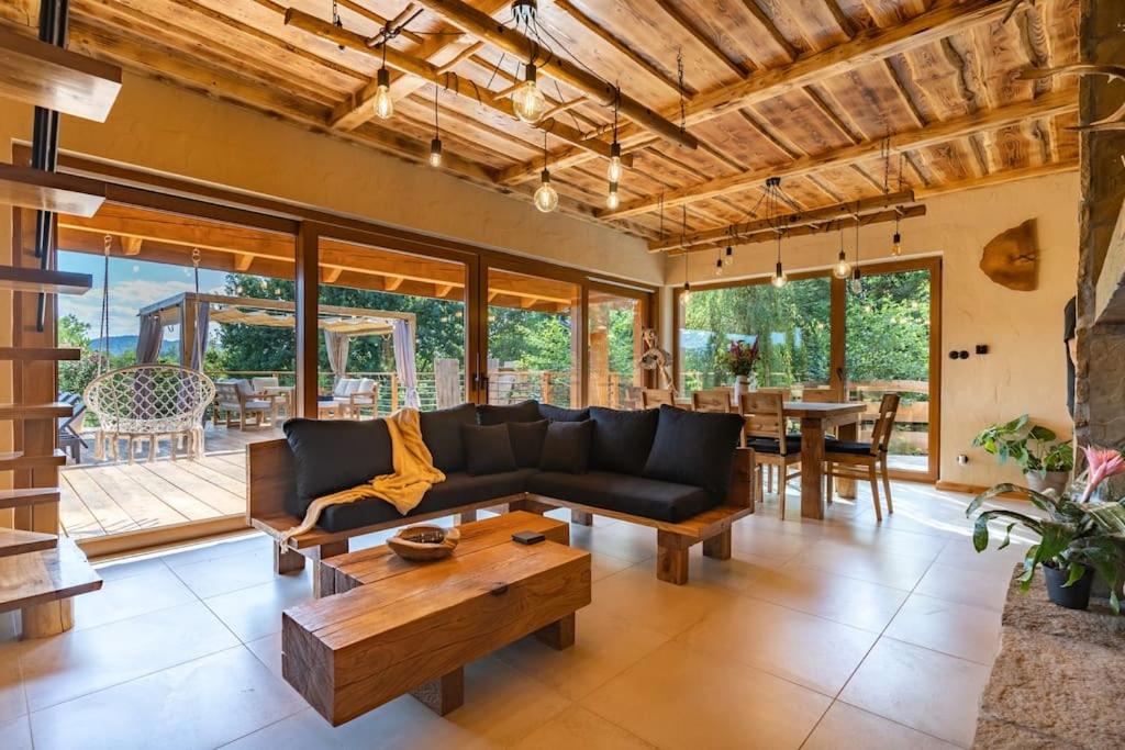 Dom "Modrzewiowka" z basenem, sauna, jacuzzi