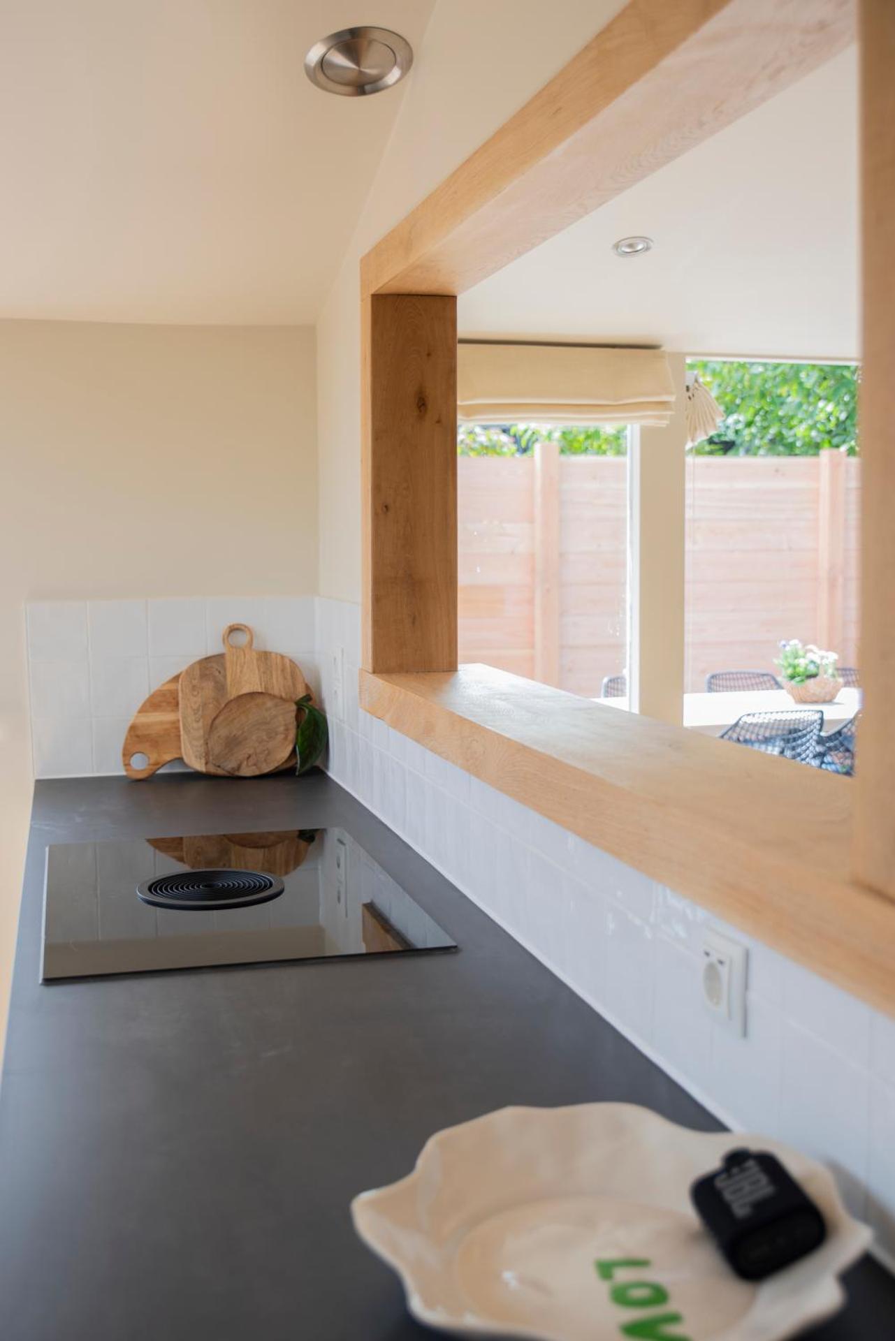 Westeindercabin, rustige locatie maar naast Amsterdam & Schiphol