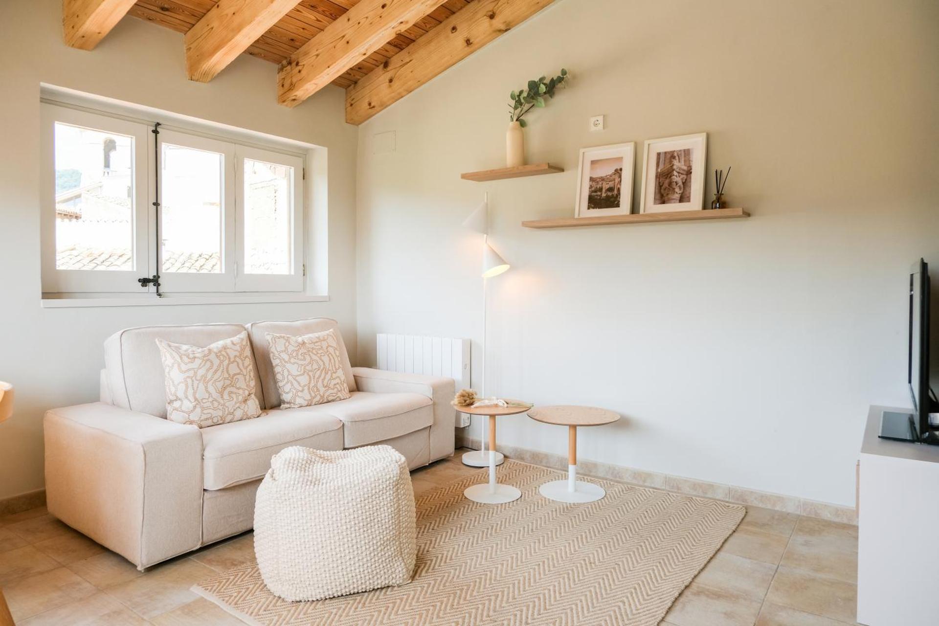 L'ÀTIC DEL PORTALET - Vistas al puente de Besalú