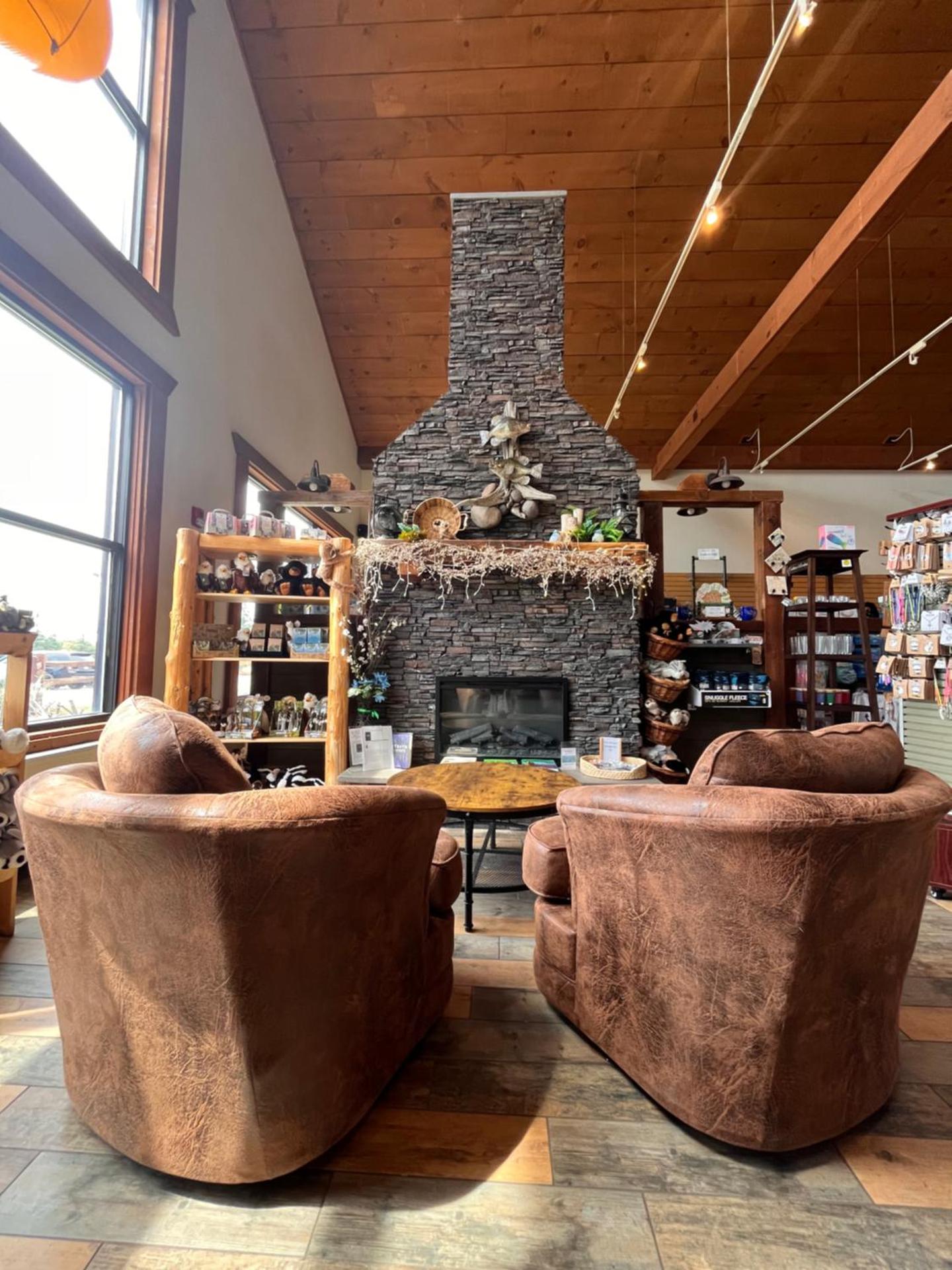 Communal lounge/ TV room