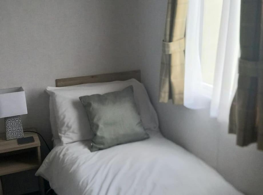 Sea breeze, modern, cosy holiday home