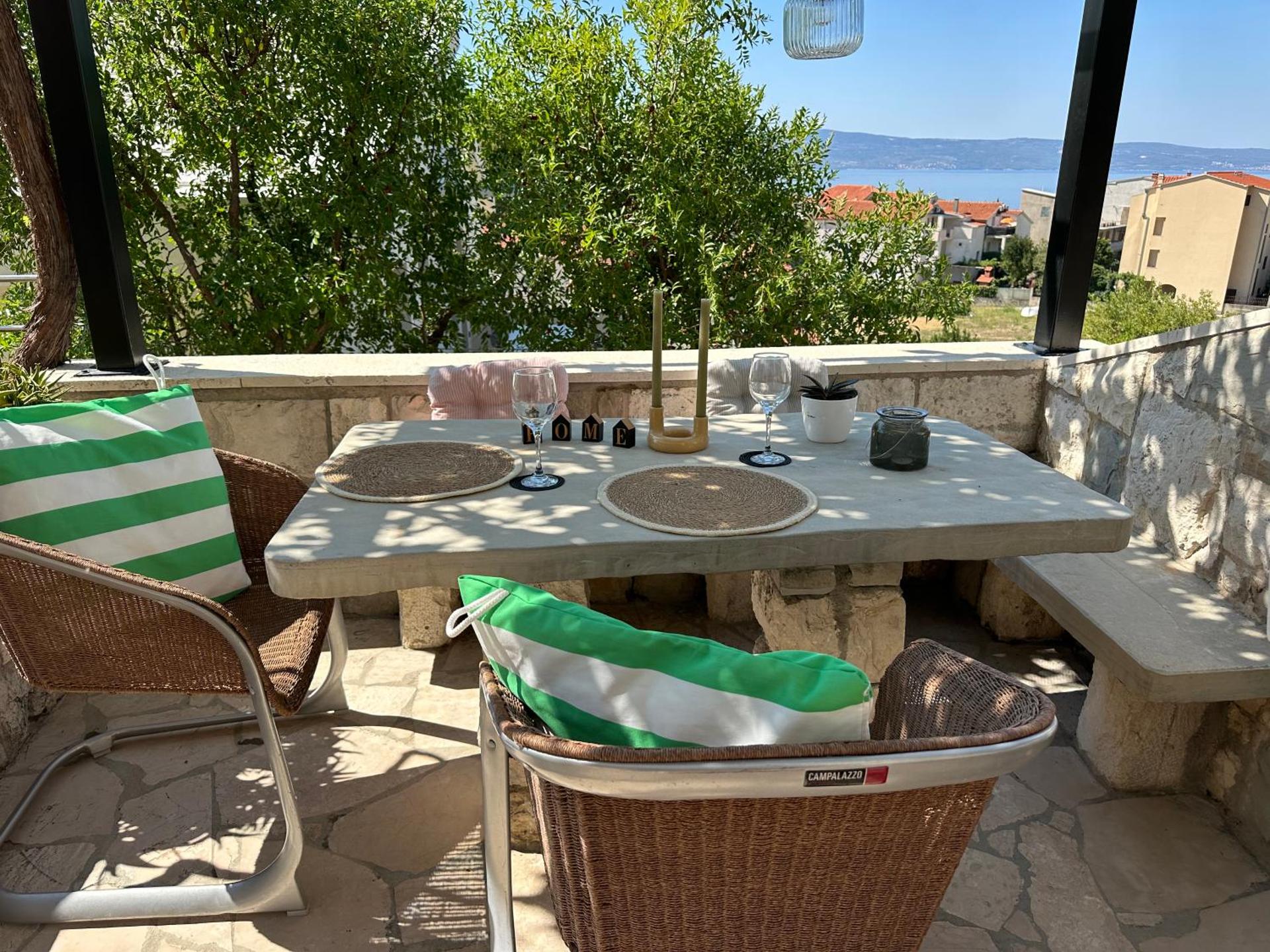 Romantic Stone- Studio apartman