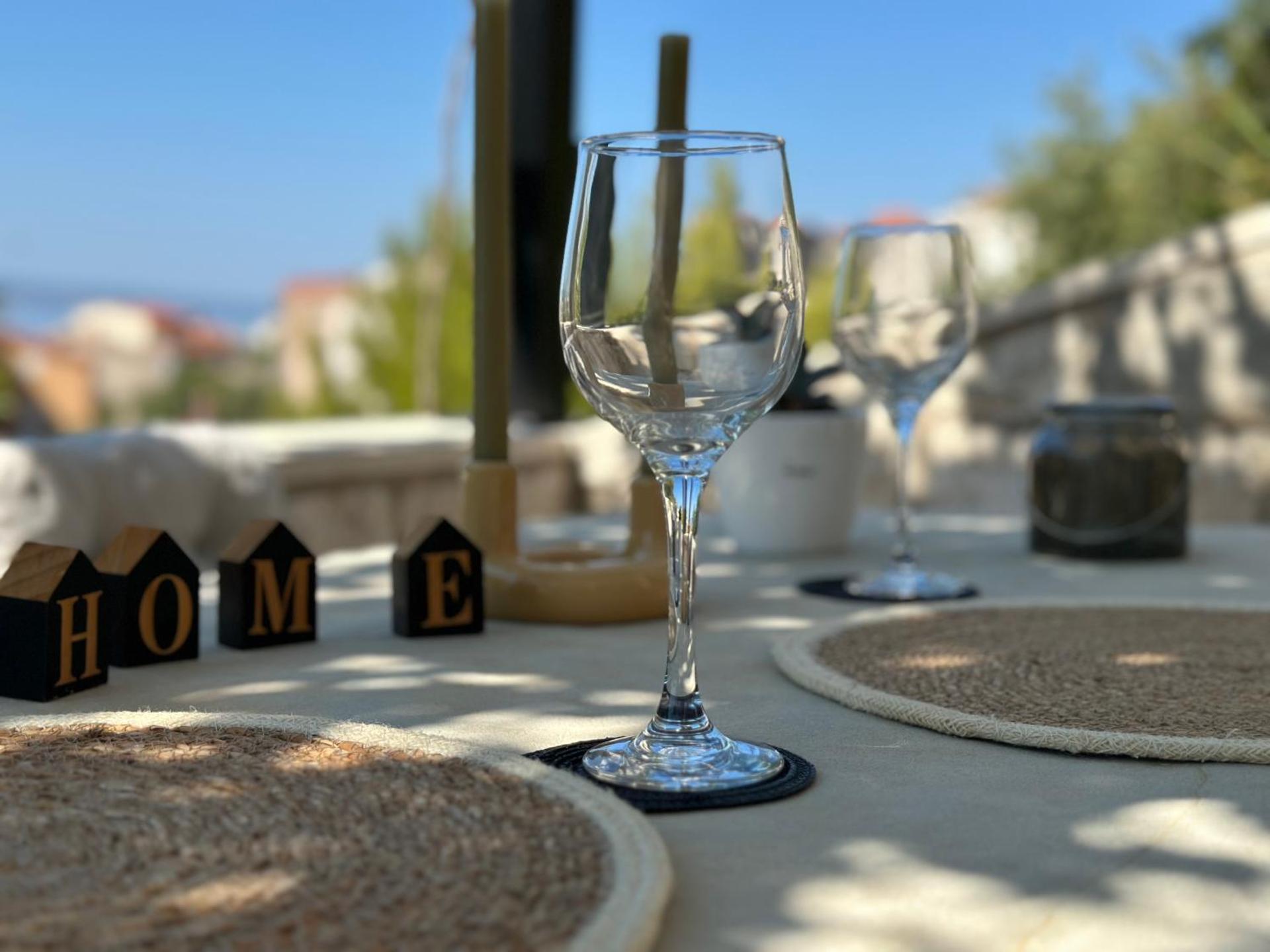 Romantic Stone- Studio apartman