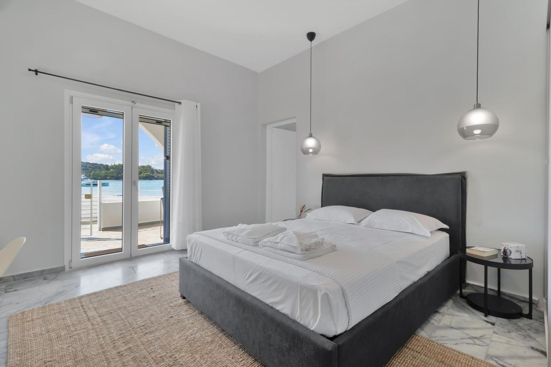 Kavouraki Apartment & Studio