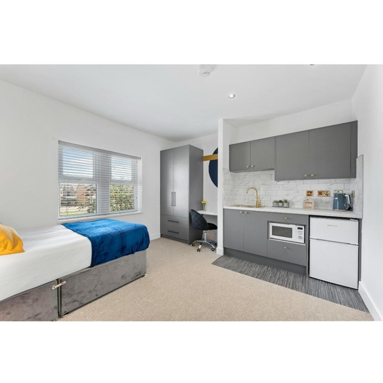 Westland House En-suite Whole