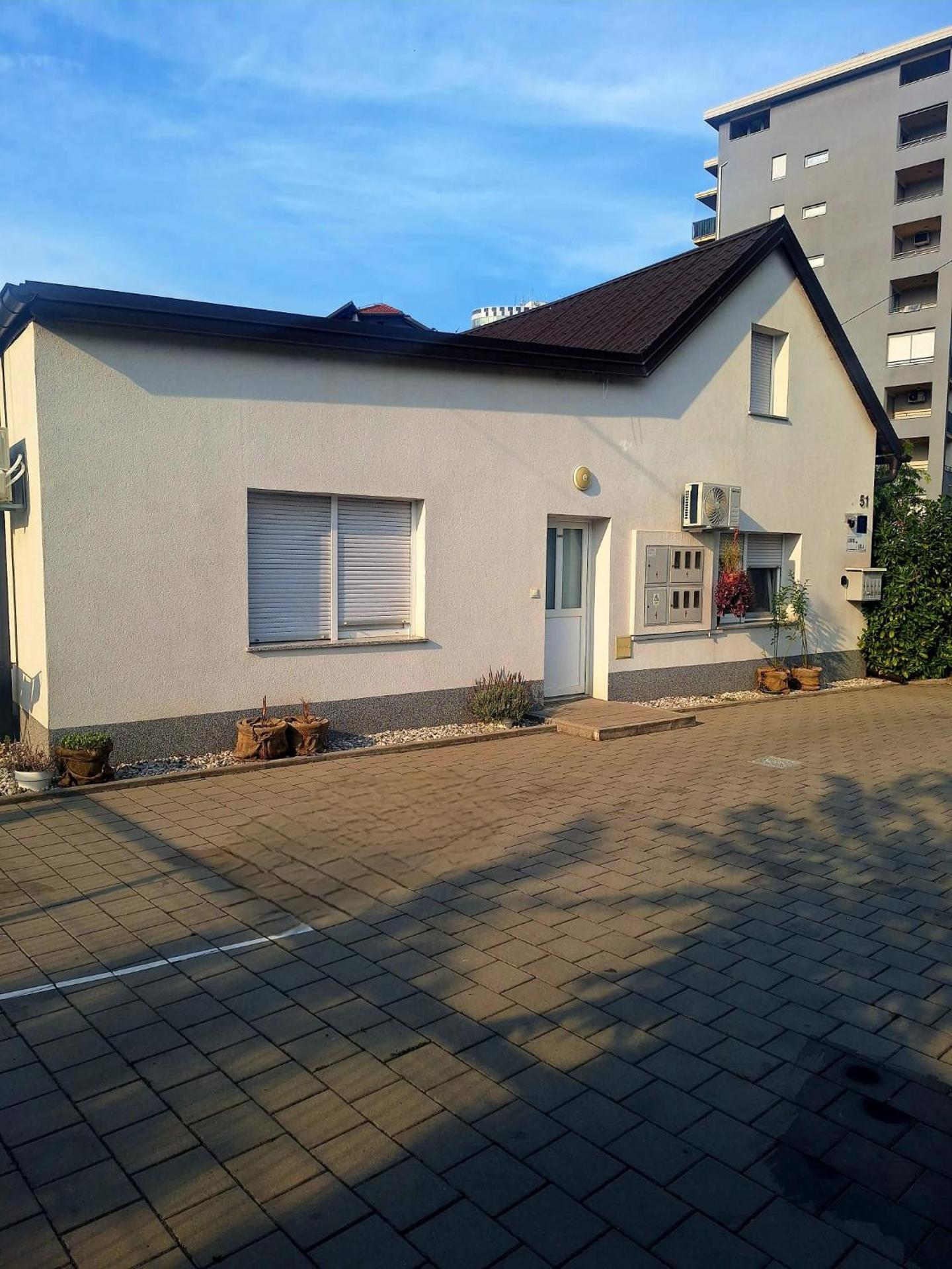 Studio apartmani Louis i Lola