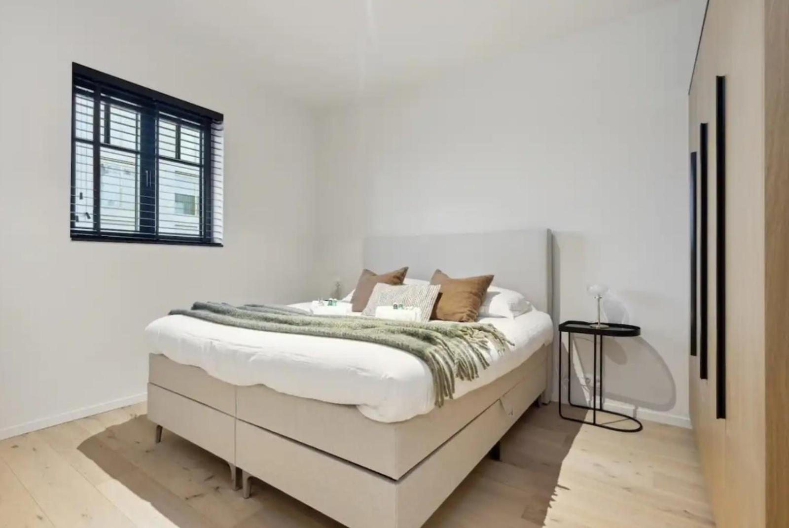 Triton luxe gelijkvloers appartement met tuin en gratis garage