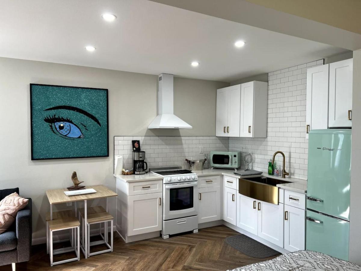 Downtown Groovy Studio