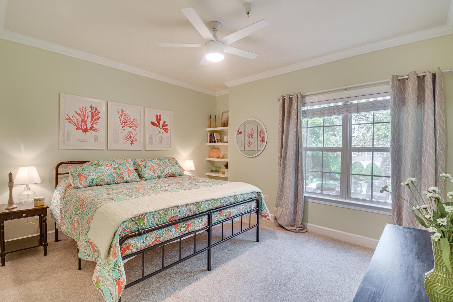 Snowbirds Welcome Foley Condo with Pool Access