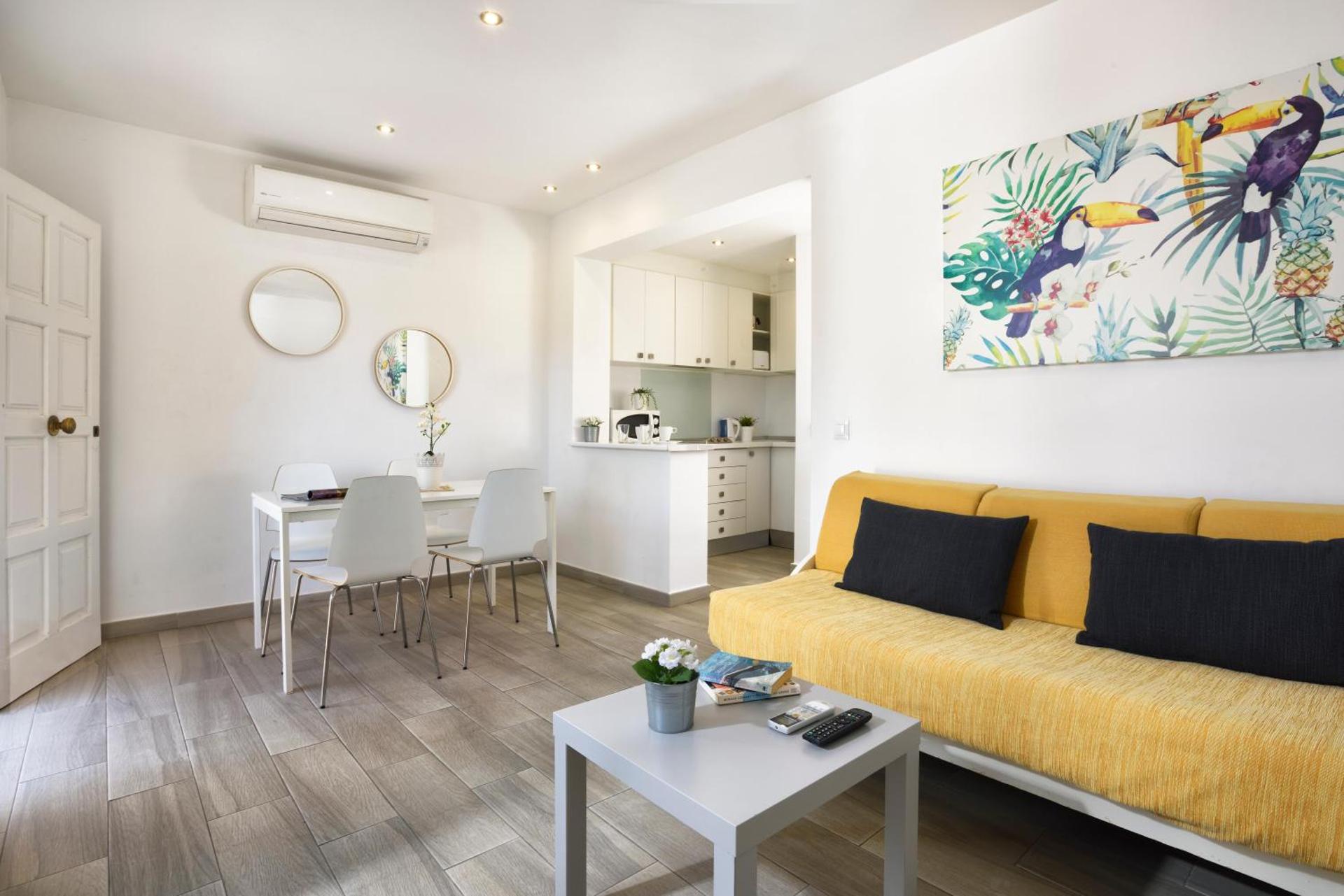 Photo of the whole room