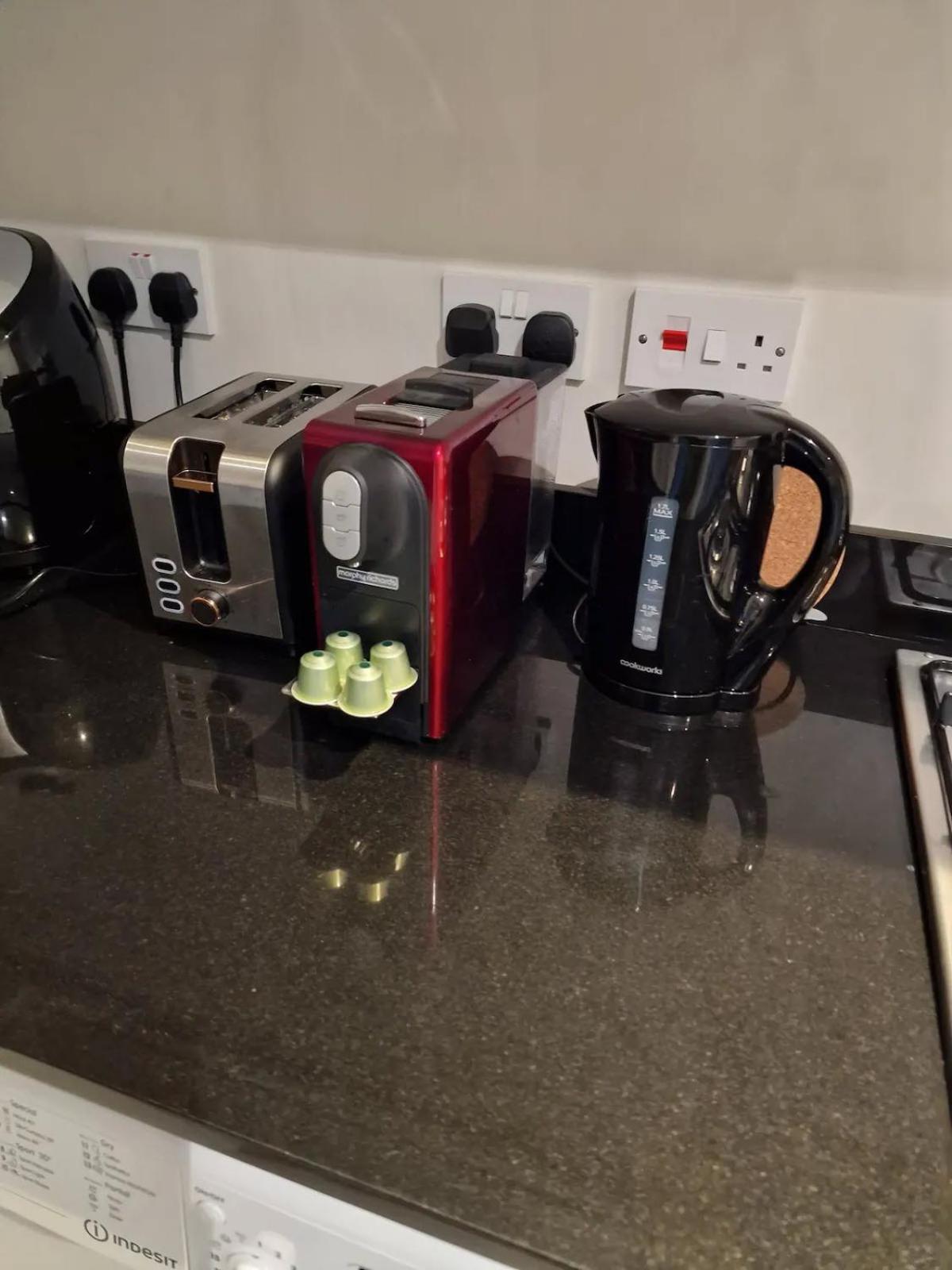 Coffee/tea facilities