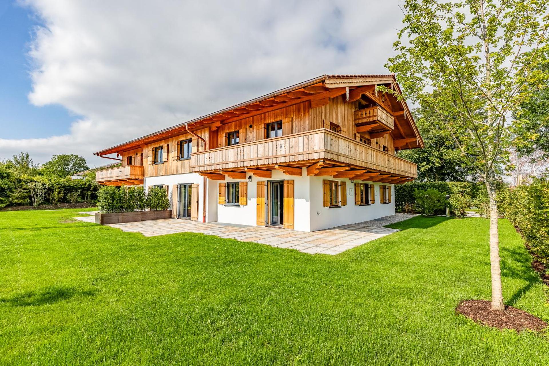 Graf Chiemo Suites - direkt am Chiemsee mit separatem Seezugang