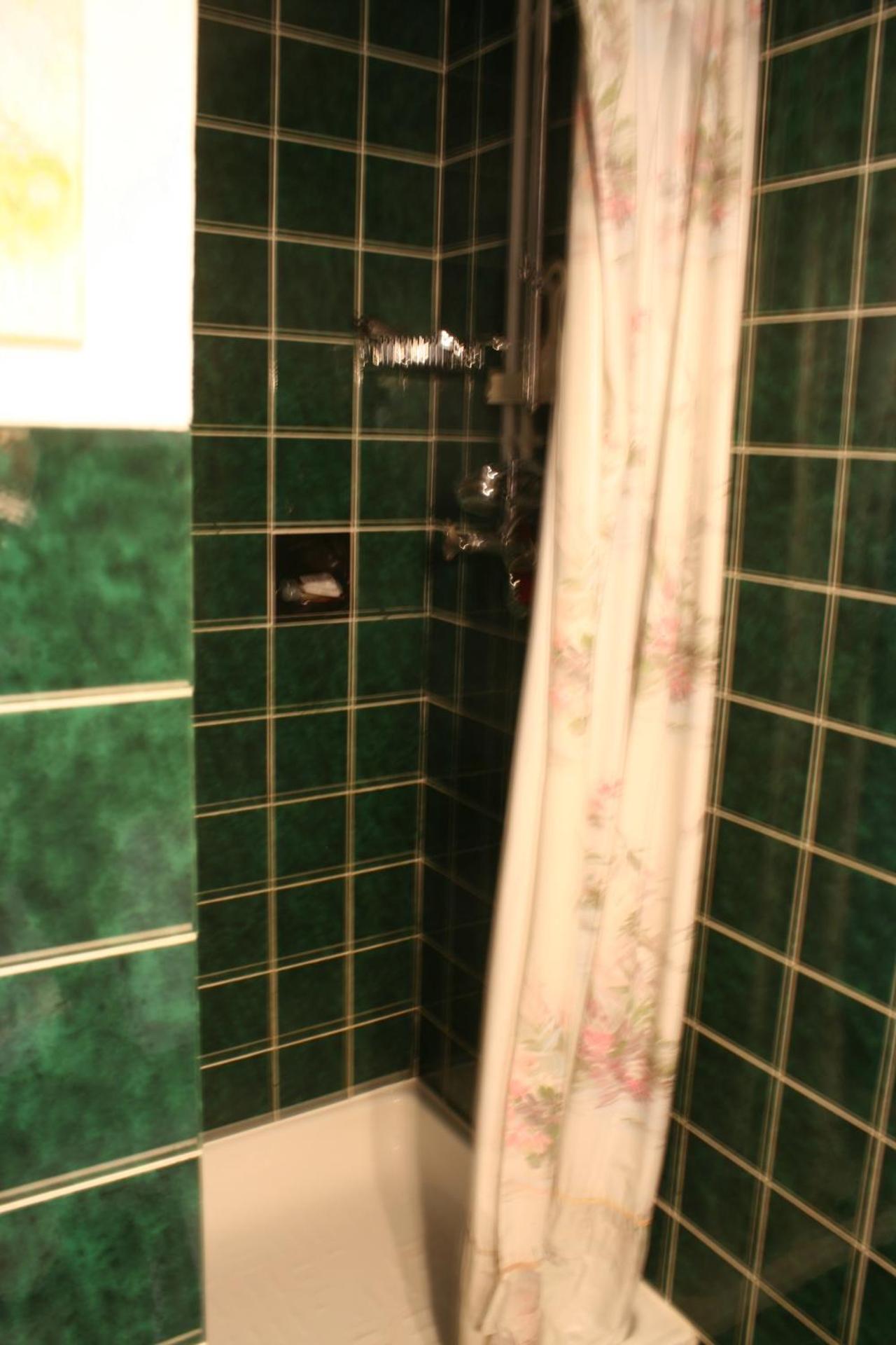 Schöntal- Seen- und Felsen