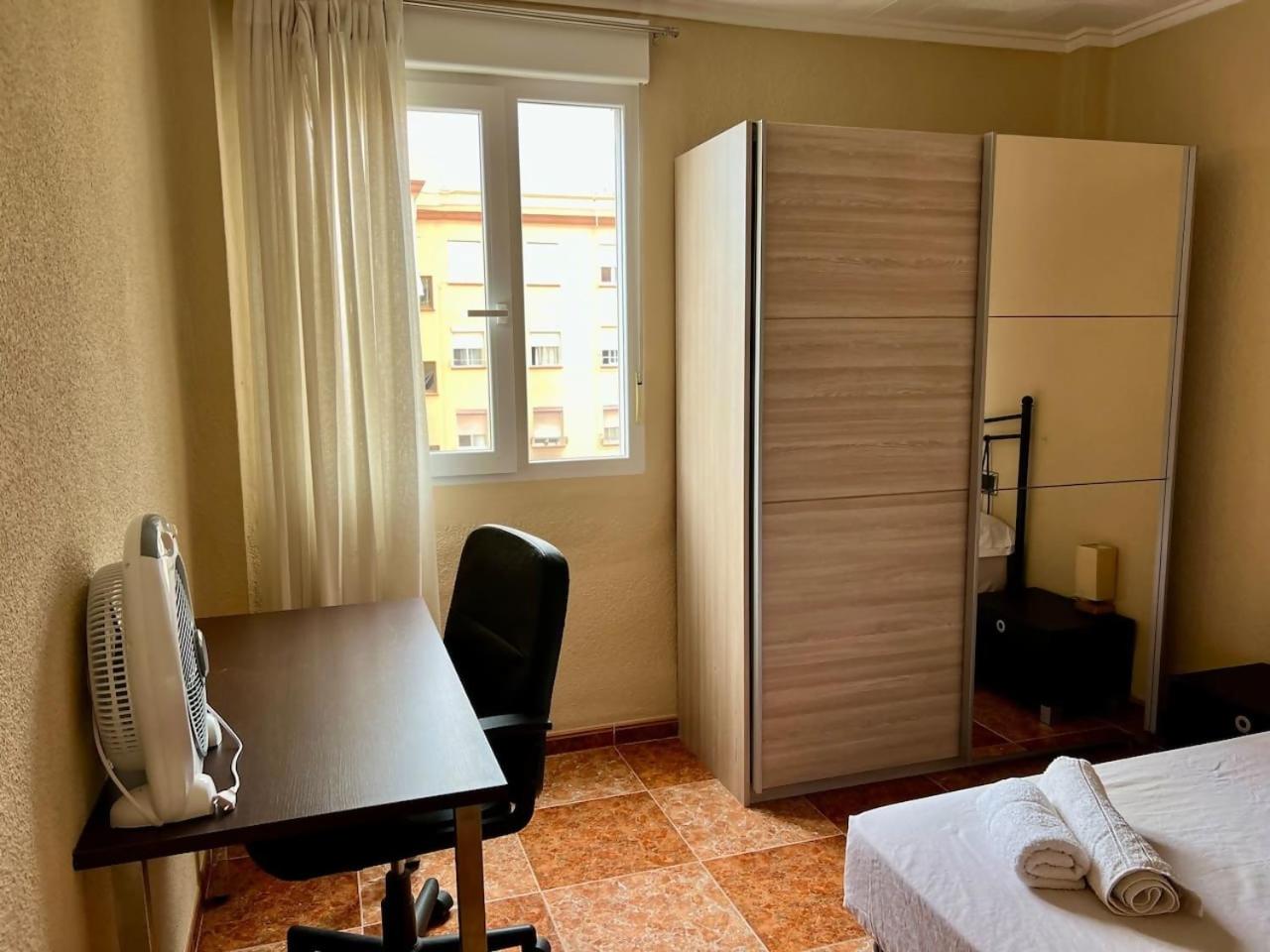 Bonito y grande apartamento cerca de la playa