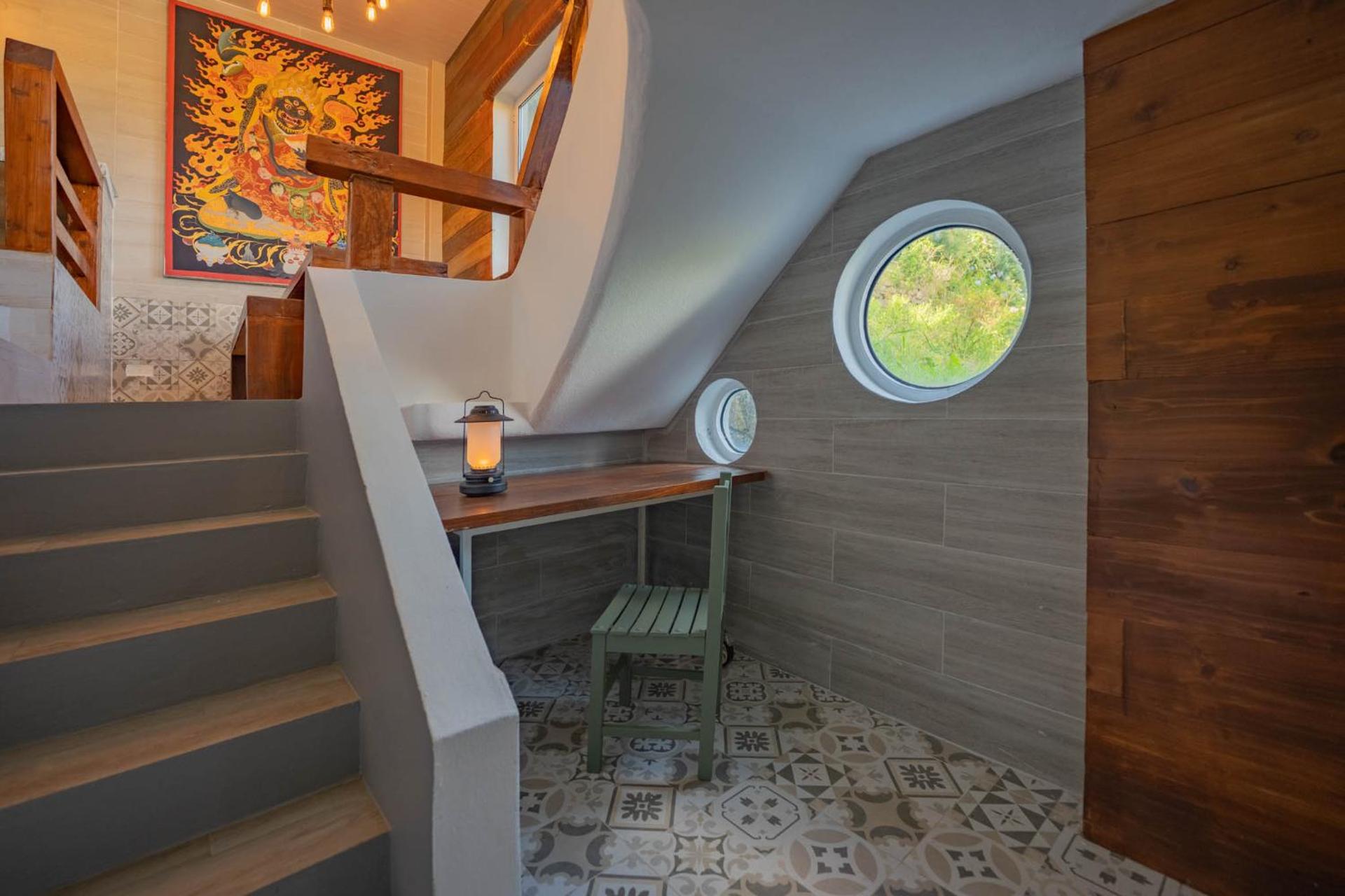 Flores Garden Retreat