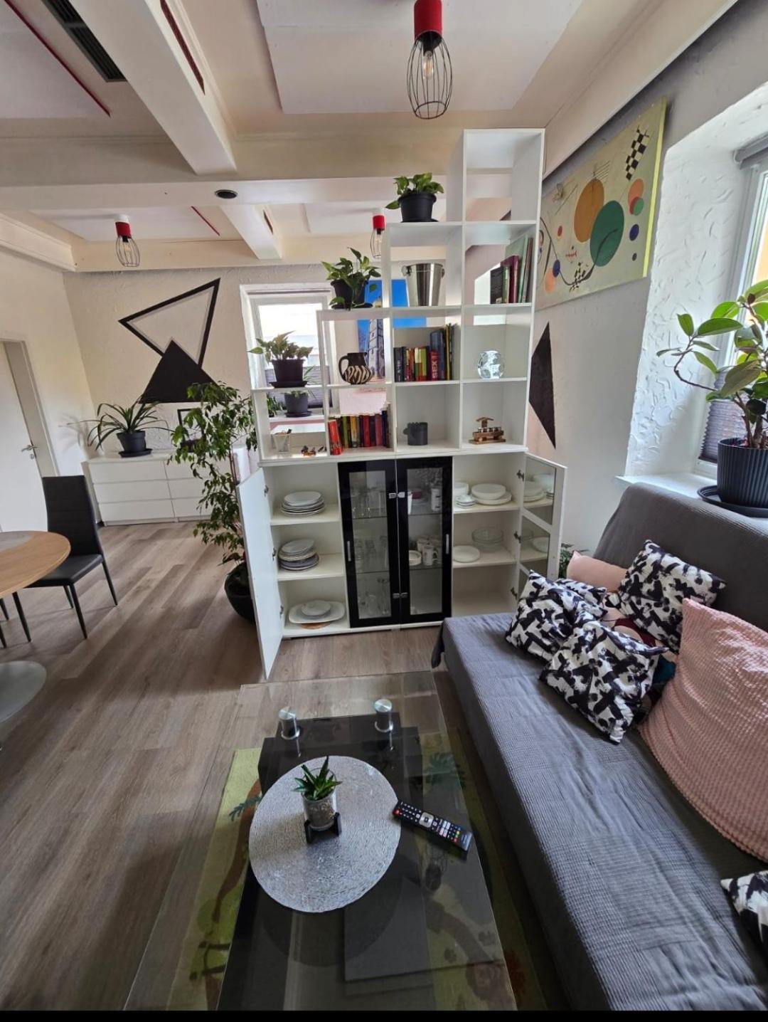 Private Living Central, Dampfdusche