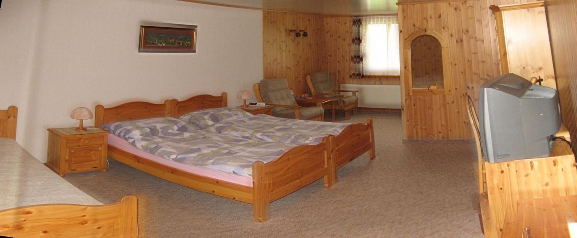 Photo of the whole room