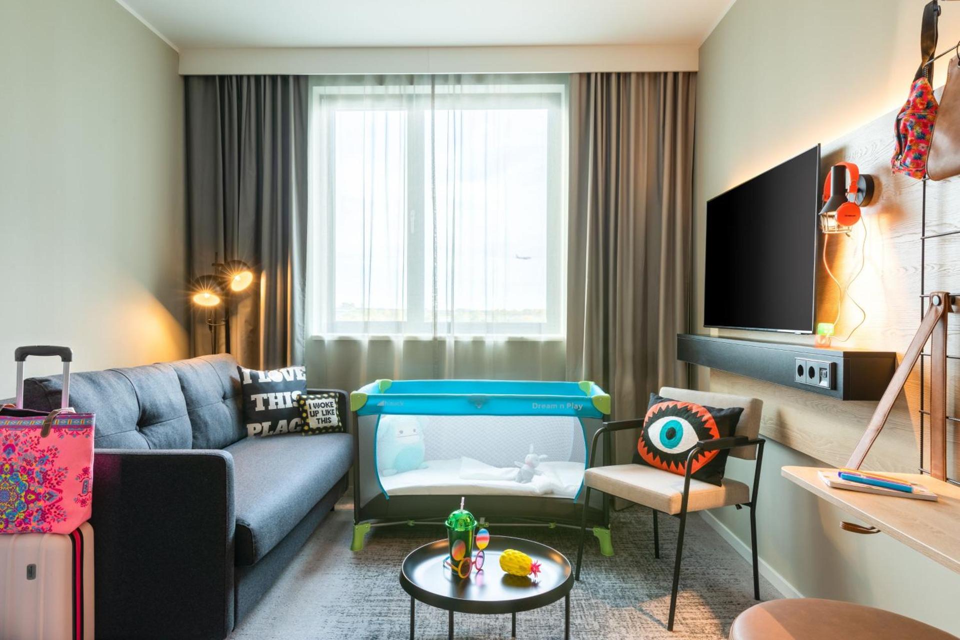 Photo of the whole room