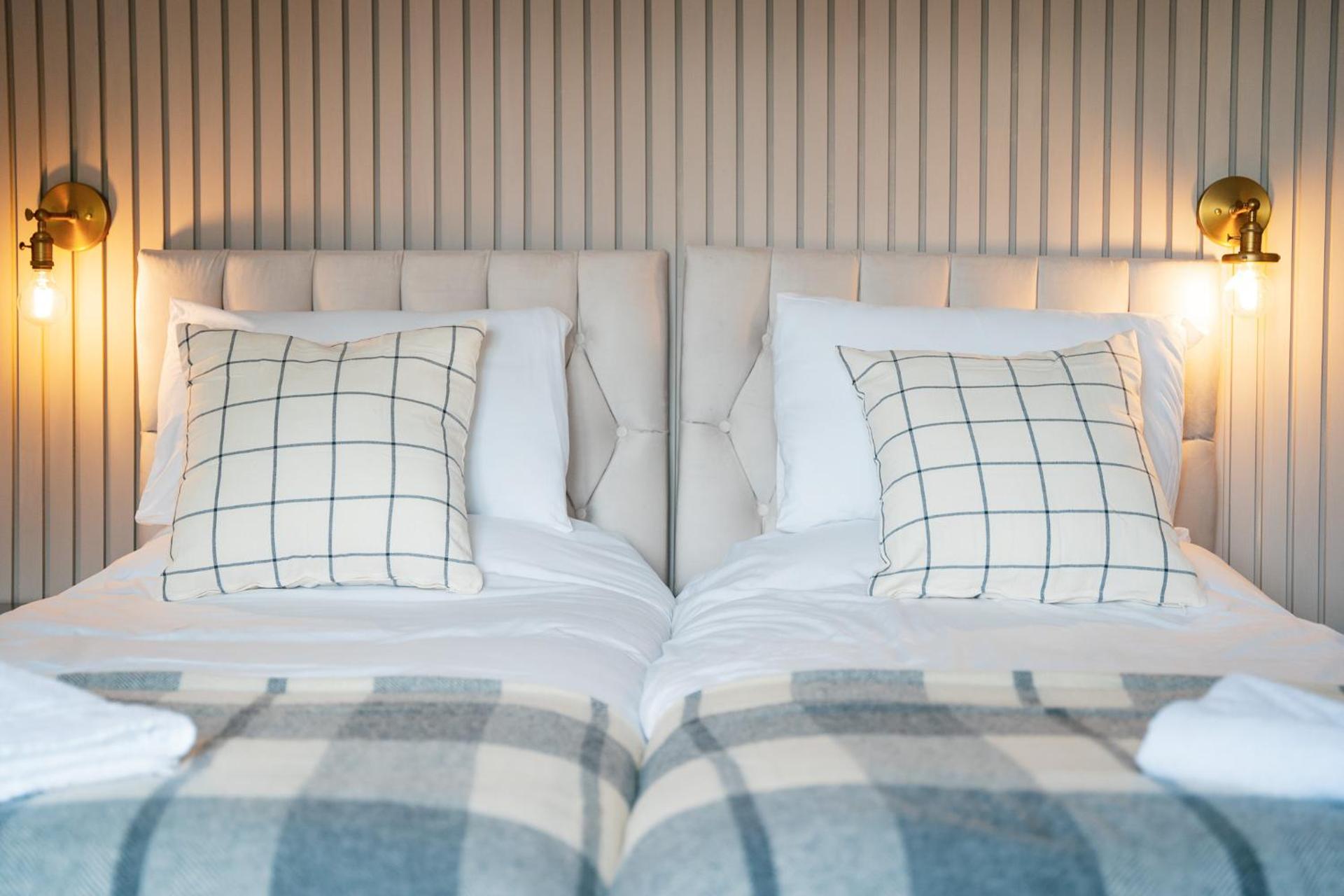 Deluxe Double or Twin Room with Garden View