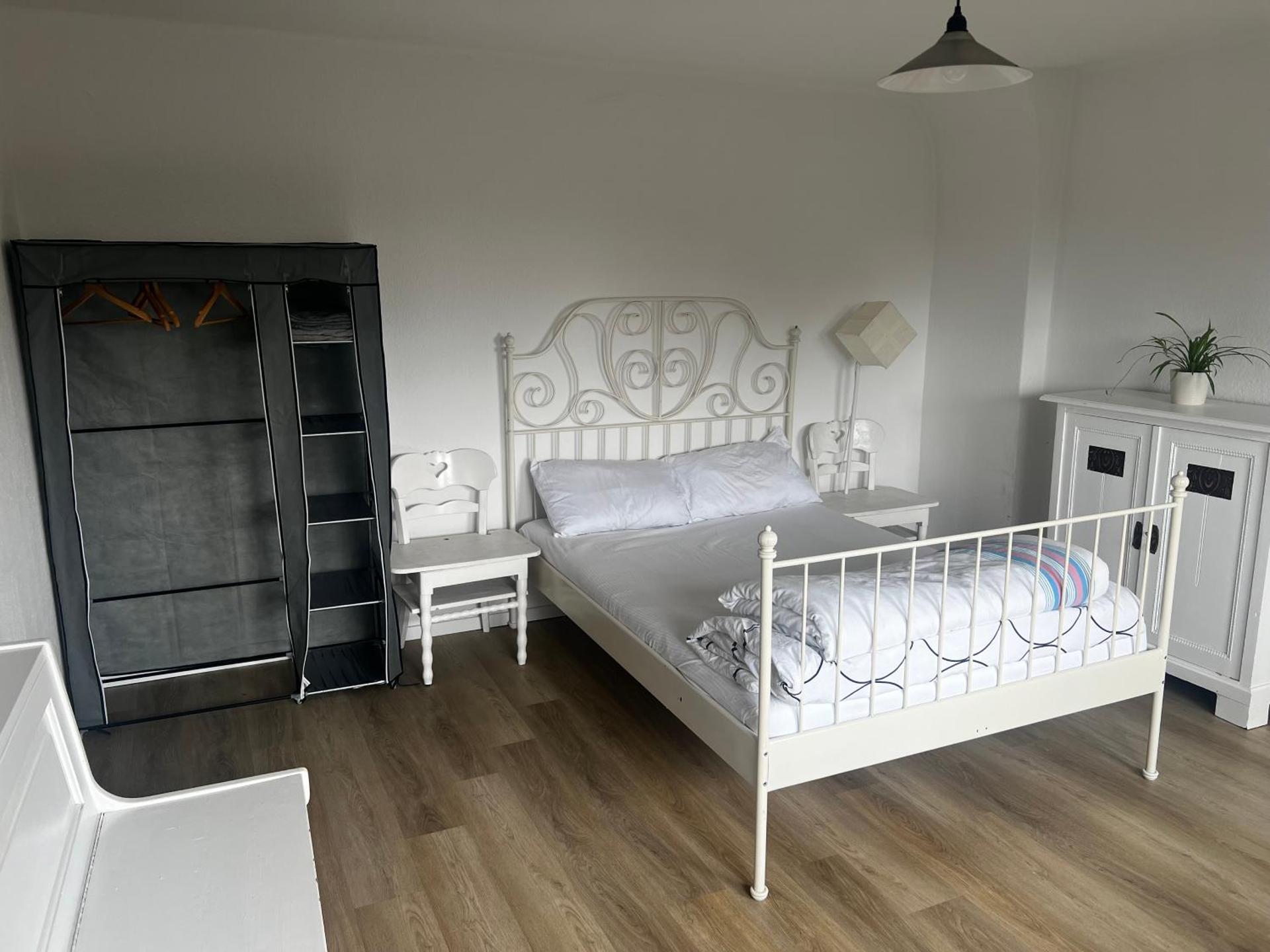 Gäste Zimmer mit Gemeinschaftsbad