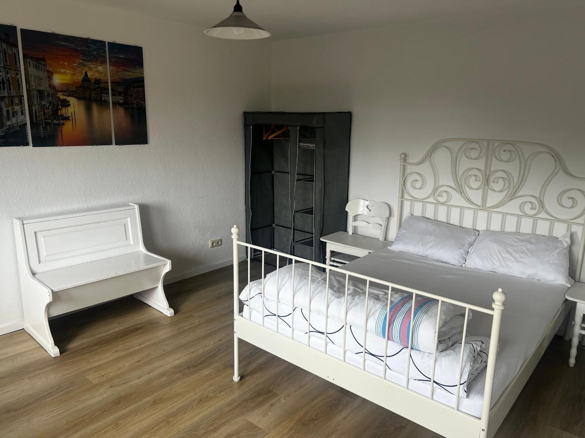 Gäste Zimmer mit Gemeinschaftsbad