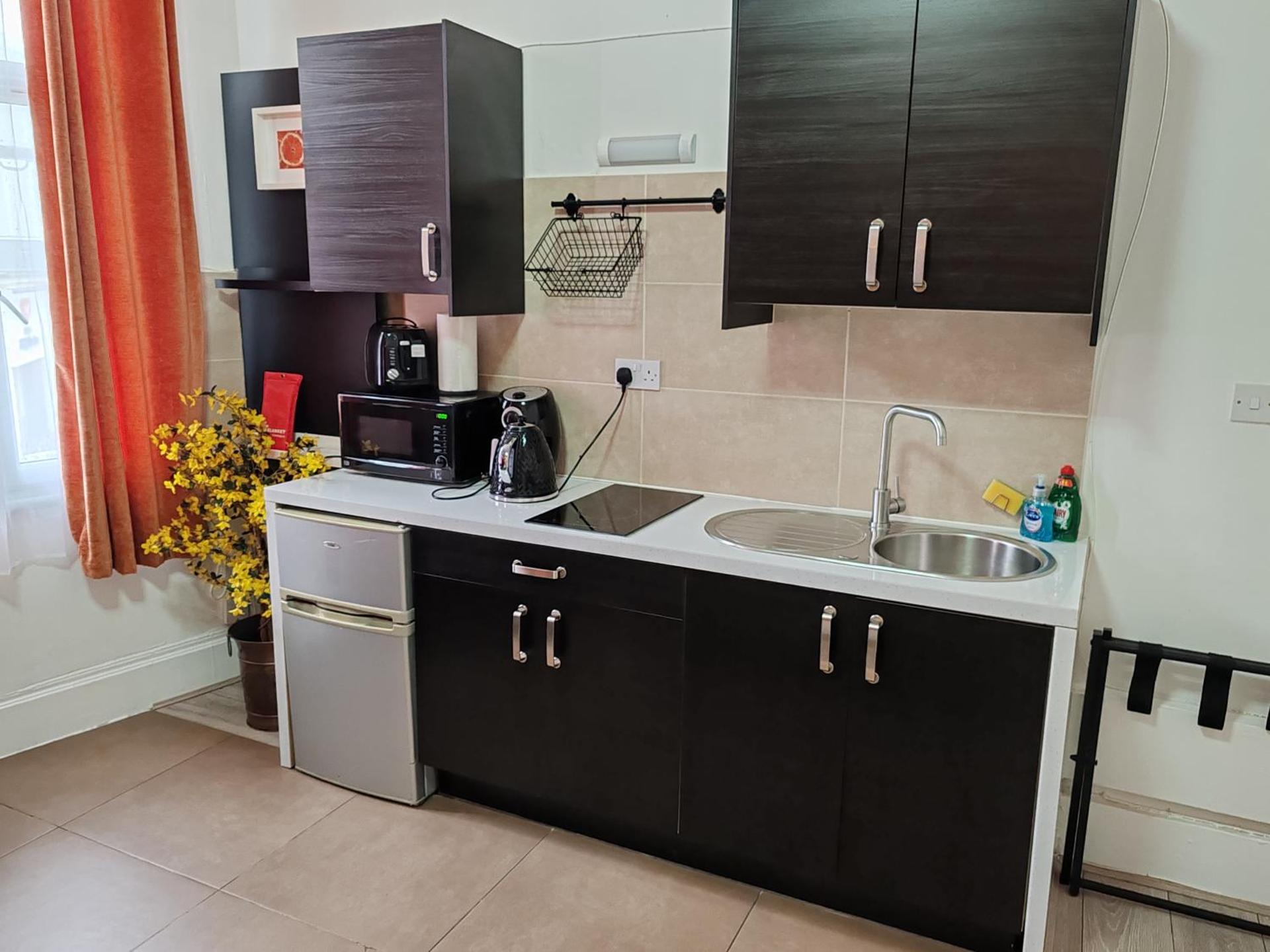 Kilburn High Road Studio apartments