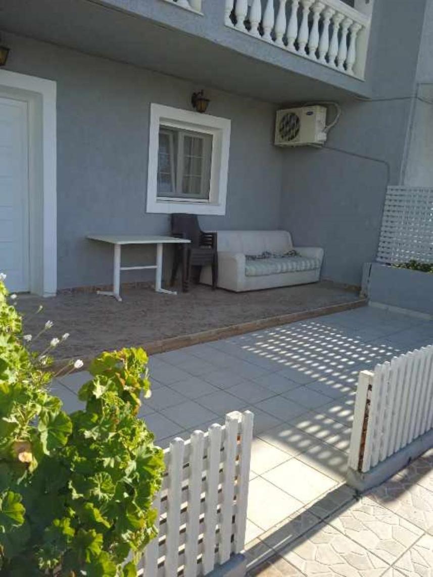 Studio with Pool View