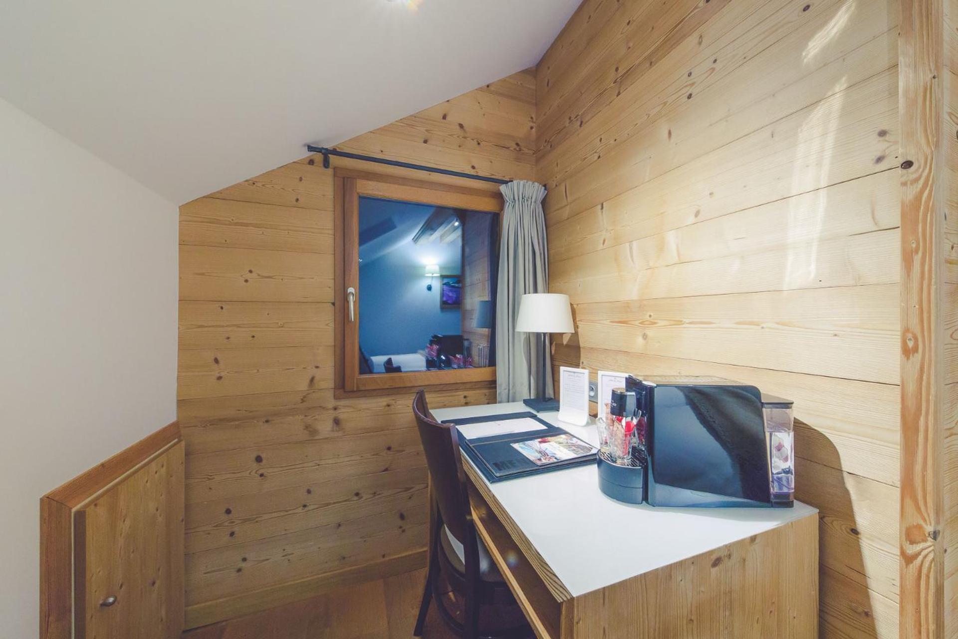 Fleur De Neige Châtel