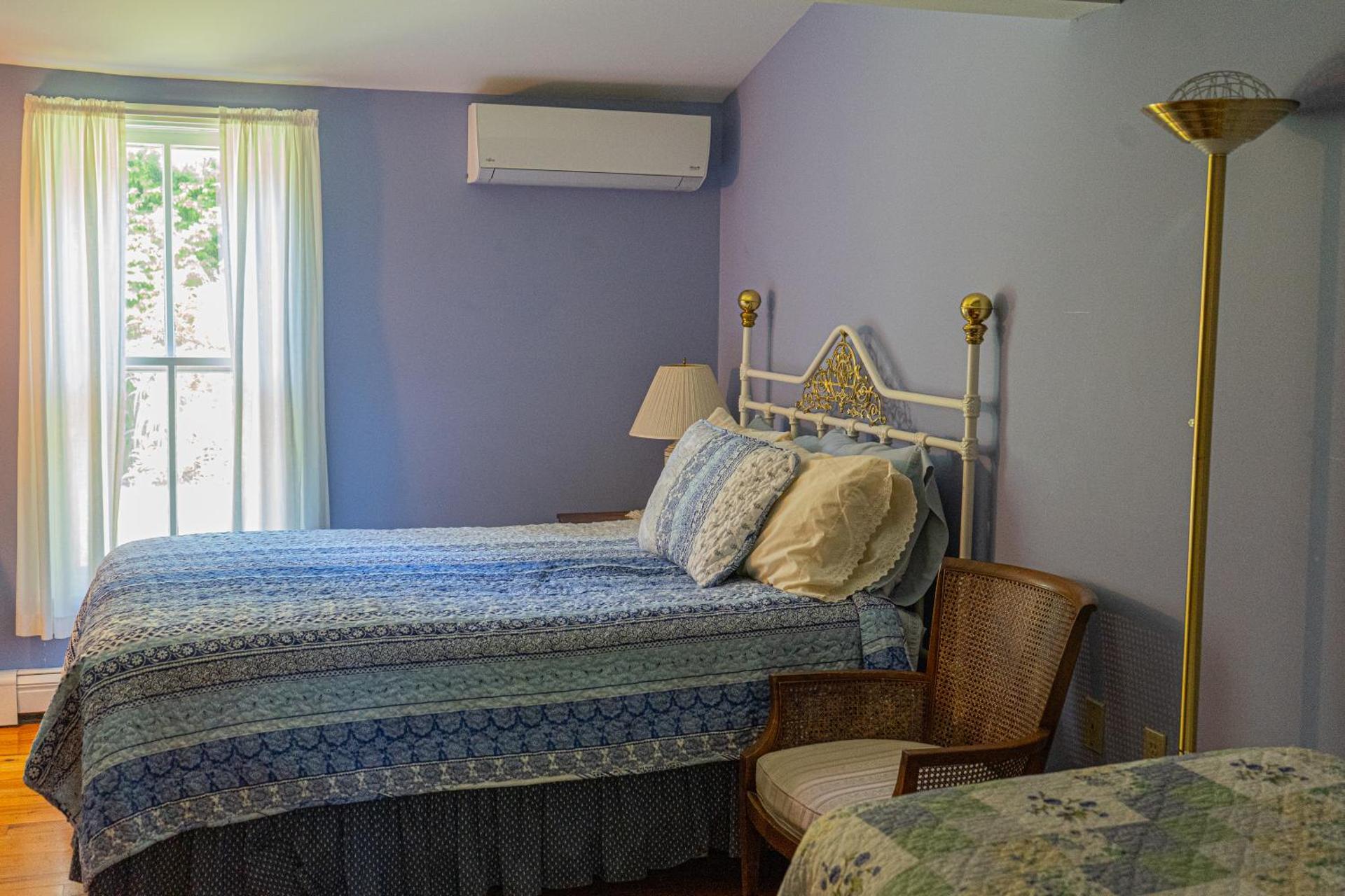 Triple Room with Bathroom