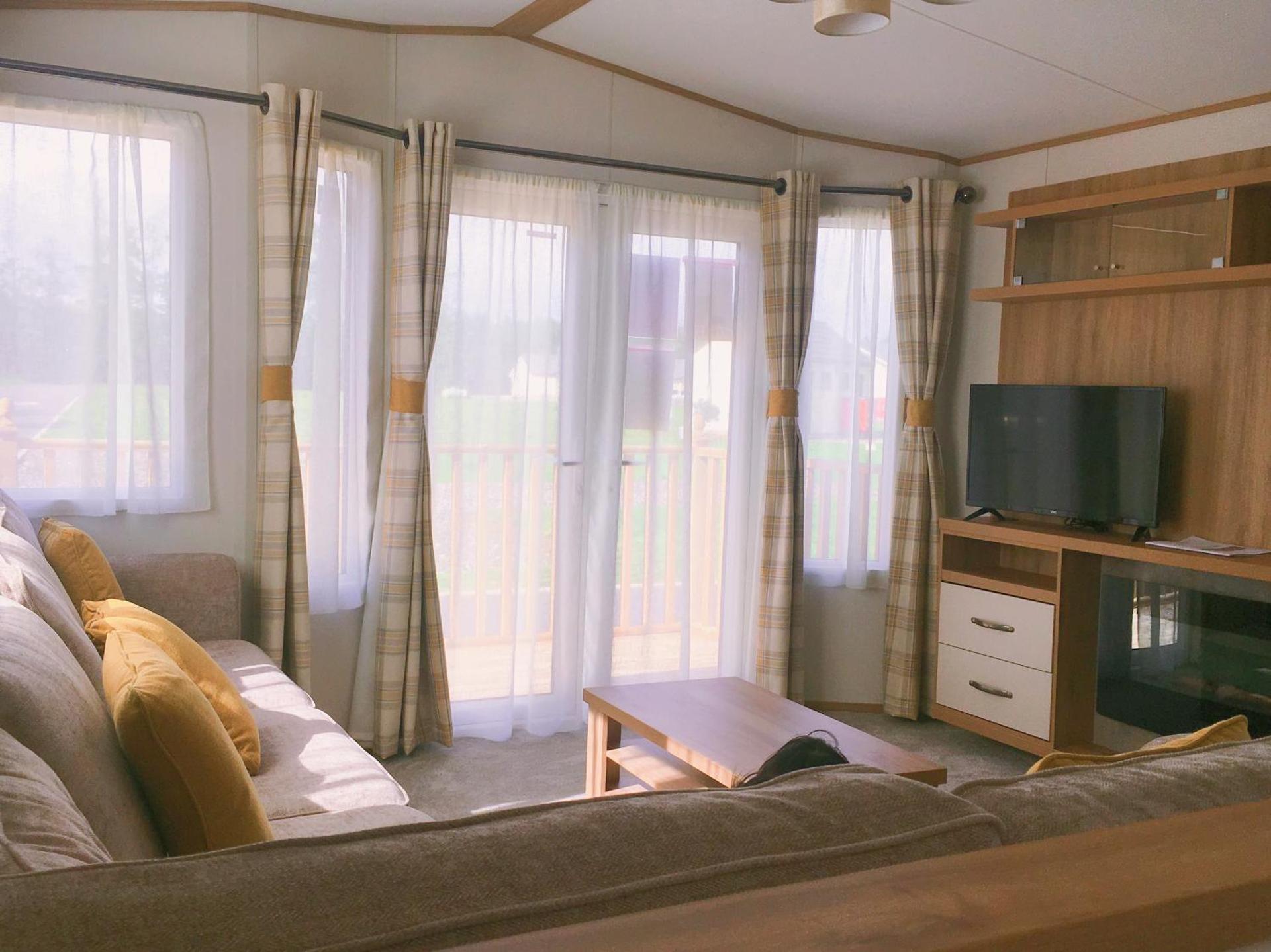 Carlisle CAMELOT HOLIDAY PARK CA65SZ Blenheim