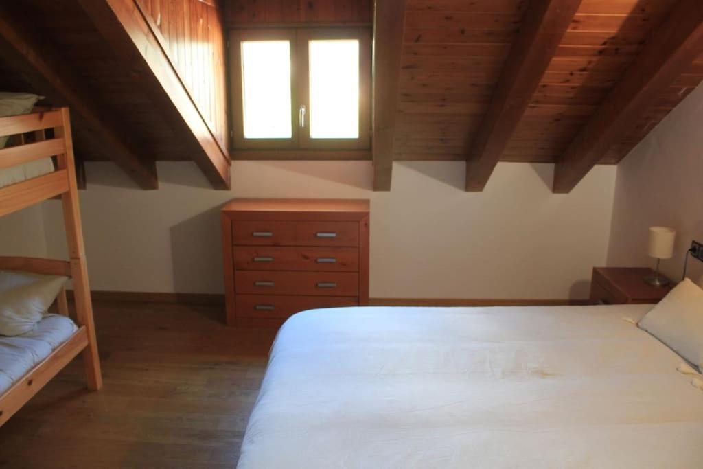 Apartamento dúplex en Sort con piscina